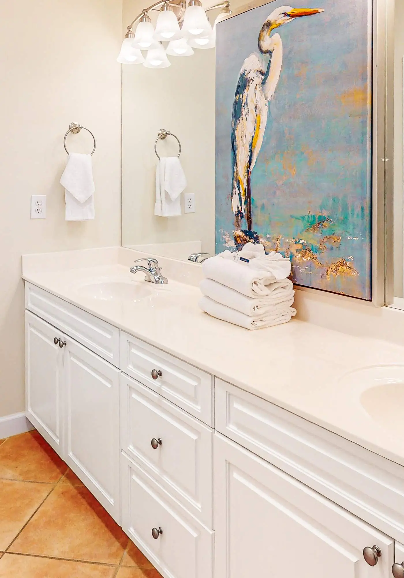 Bold & Bright Beachfront Condo with Resort Style  Pools, Sauna, Fitness Room, Private Balcony featuring amazing Views!