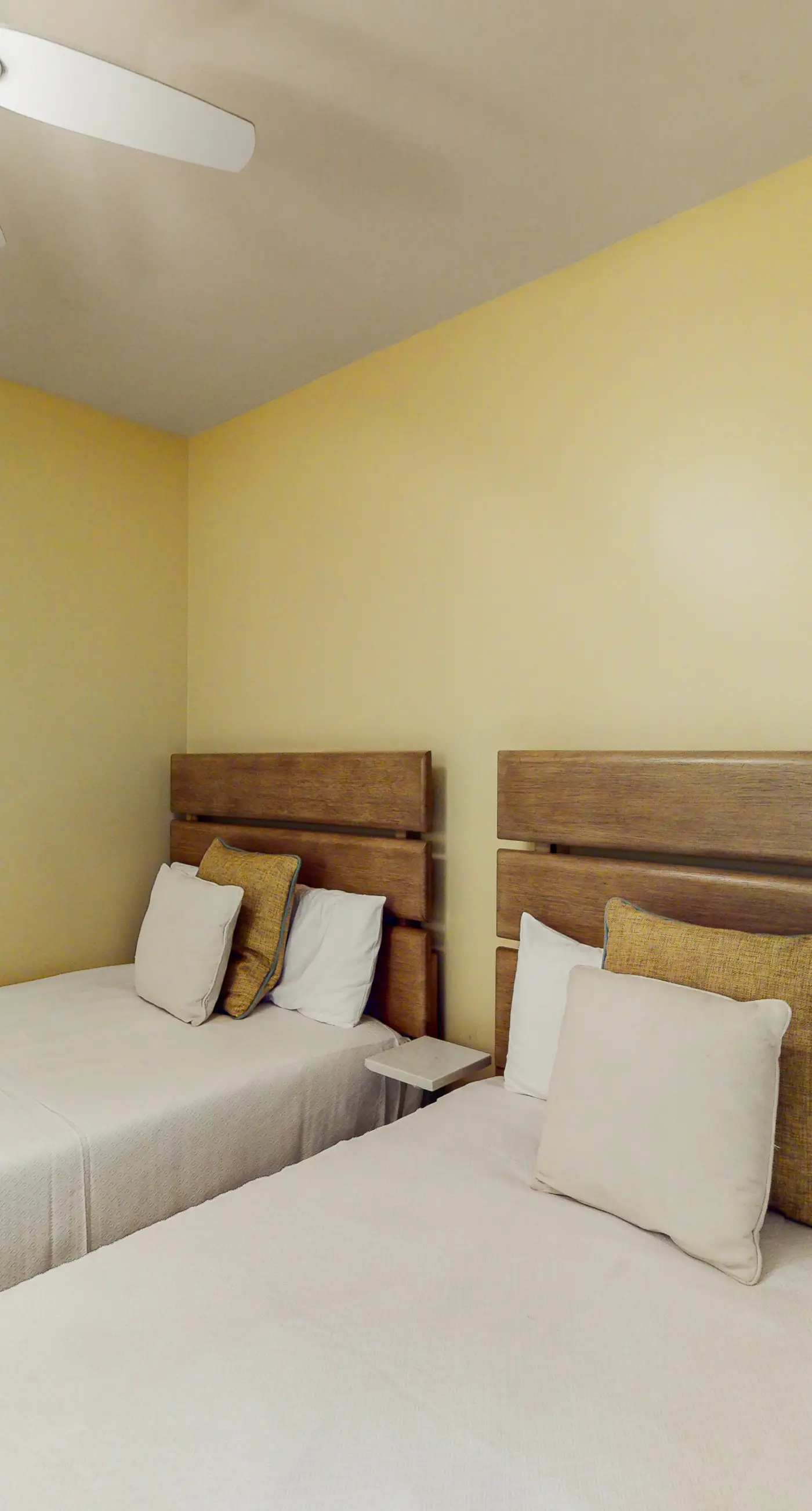 Gulf Getaway at Caribe with Stunning Views, Heated Pools, Spa, Sauna, Tennis