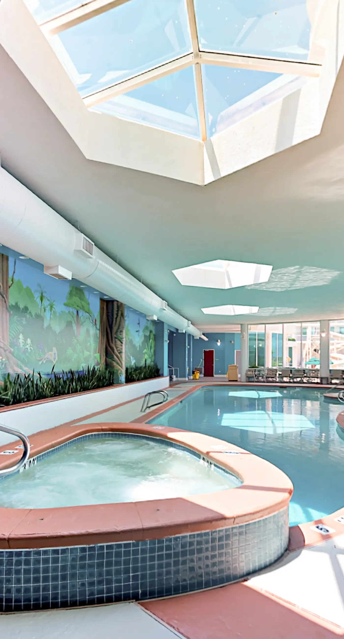 Gulf Getaway at Caribe with Stunning Views, Heated Pools, Spa, Sauna, Tennis