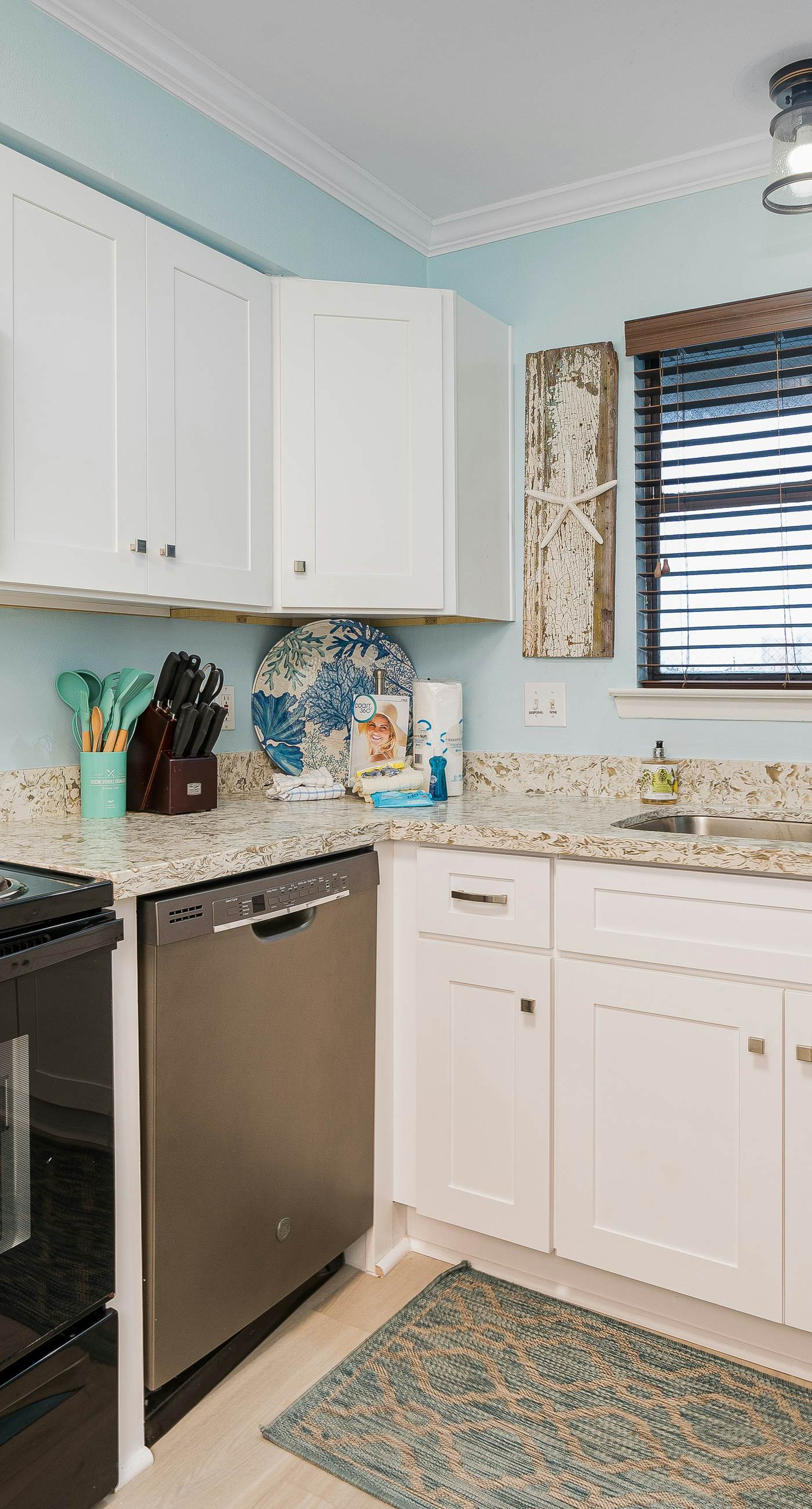 Coastal condo with special fall & winter rates