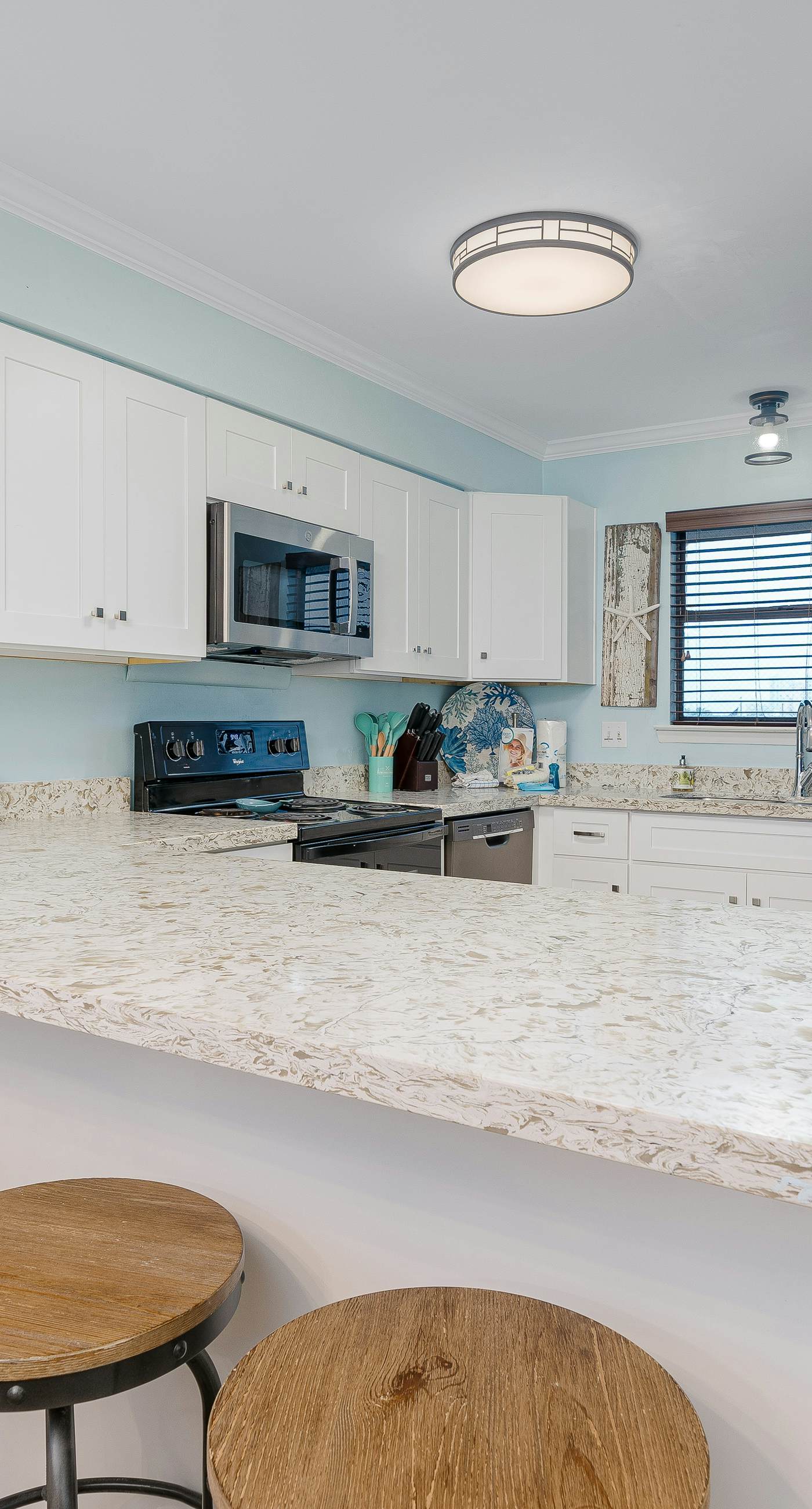 Coastal condo with special fall & winter rates