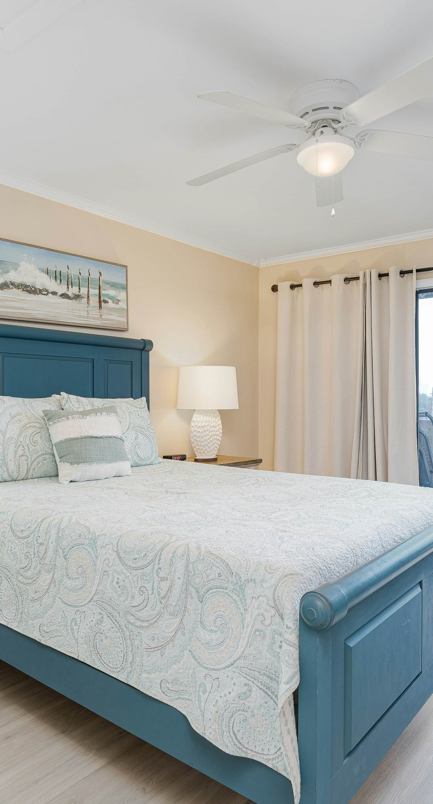 Coastal condo with special fall & winter rates