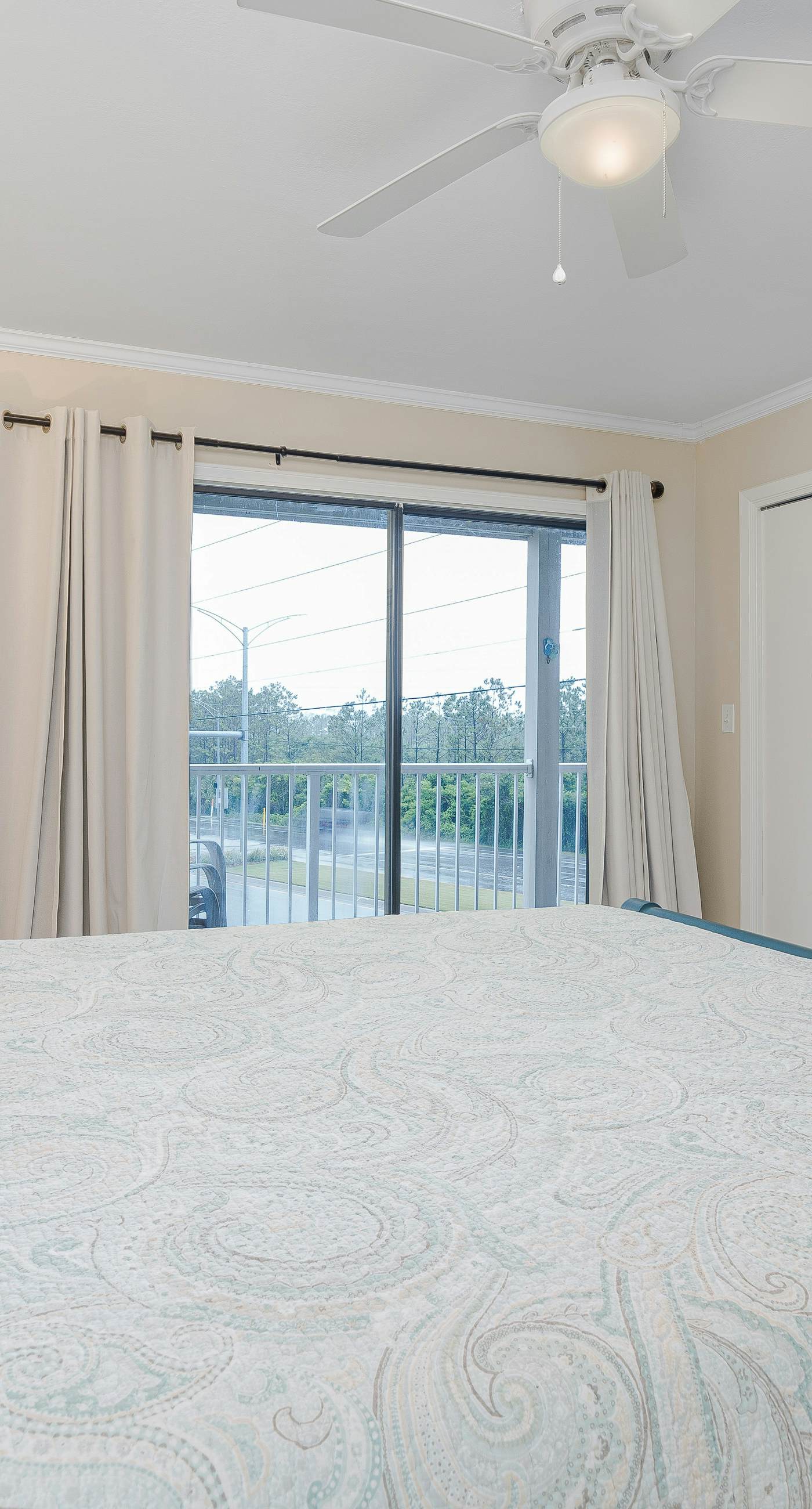 Coastal condo with special fall & winter rates