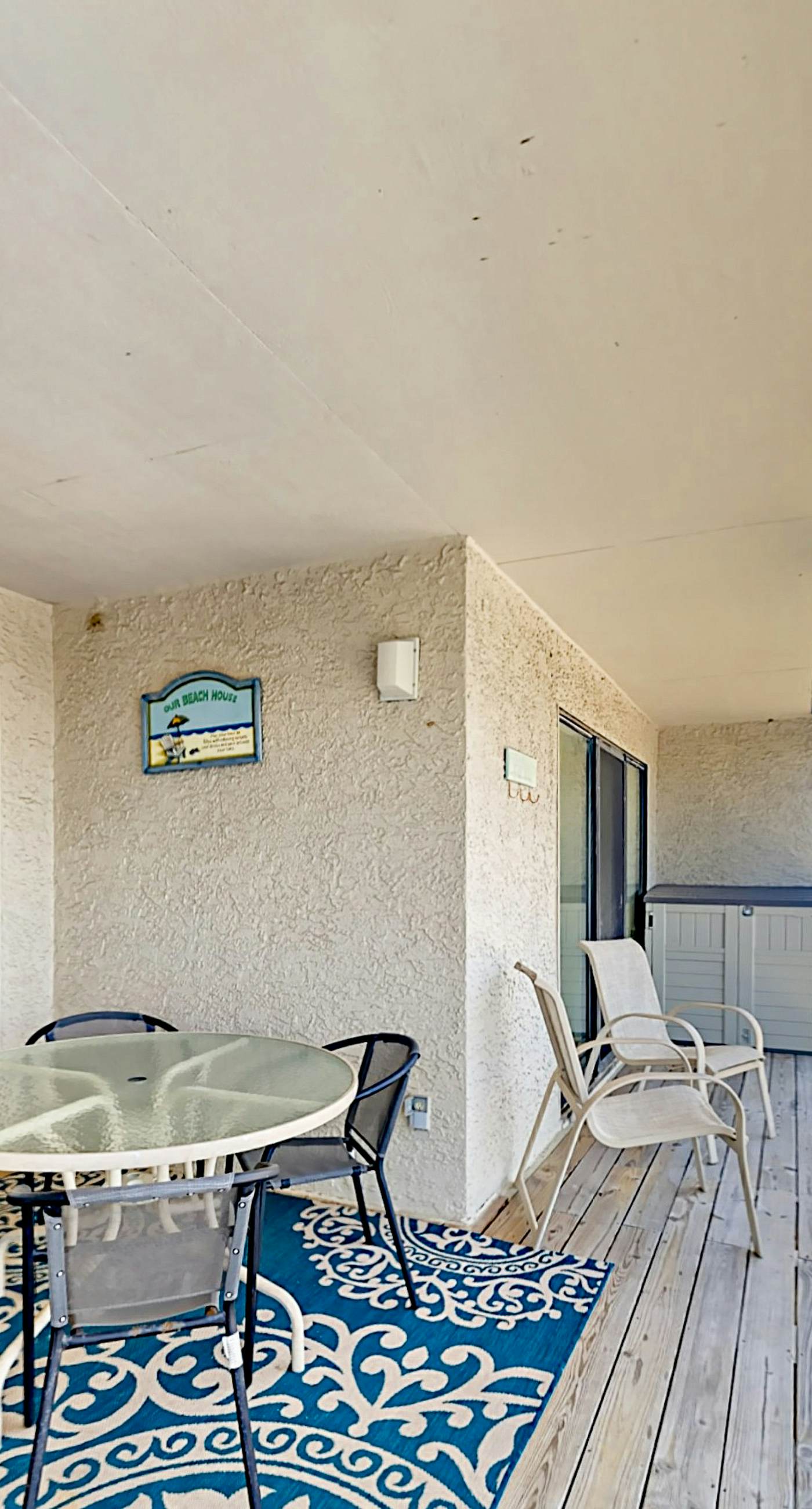 Coastal condo with special fall & winter rates