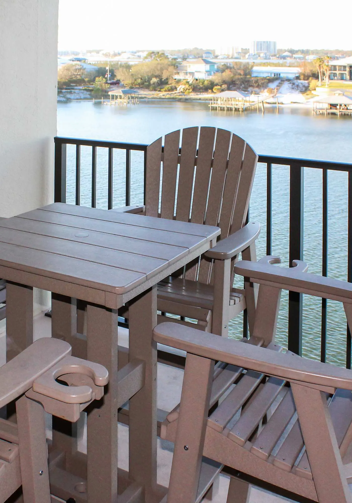 Coastal escape with 2 water-view balconies, 2 pools, tennis & beach access
