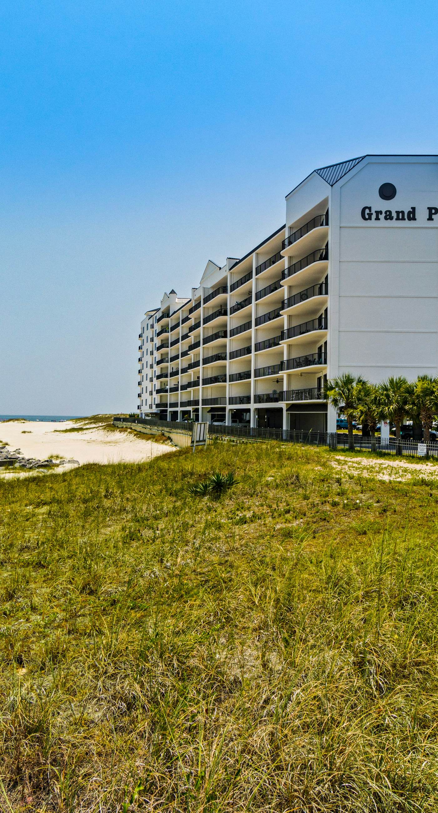 Gulf-front condo with inviting balcony, amazing views, pool & hot tub