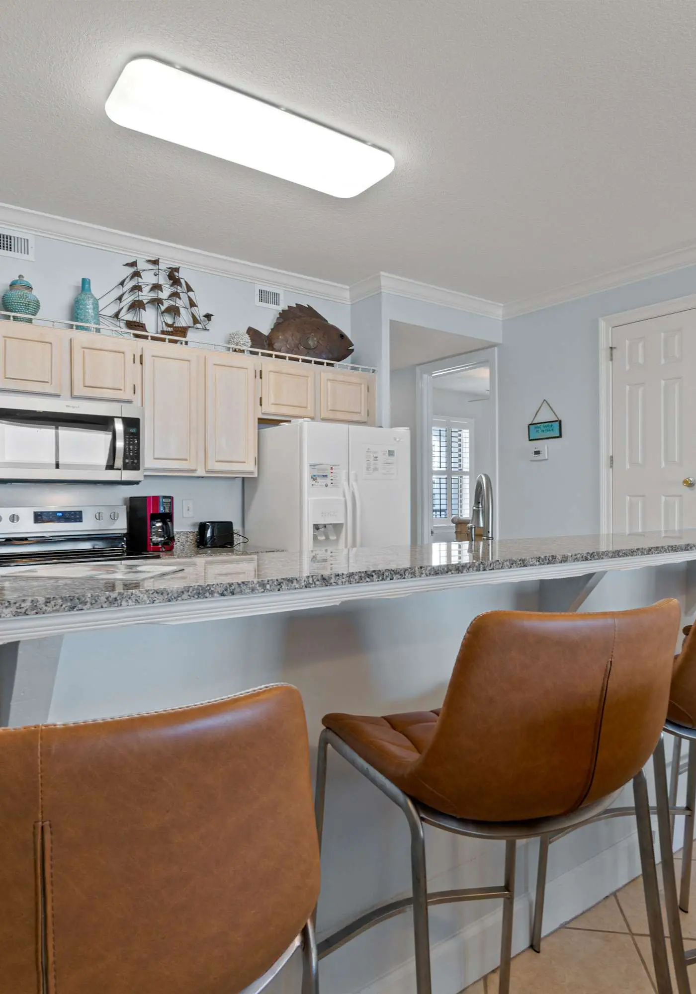 Gulf-front condo with inviting balcony, amazing views, pool & hot tub