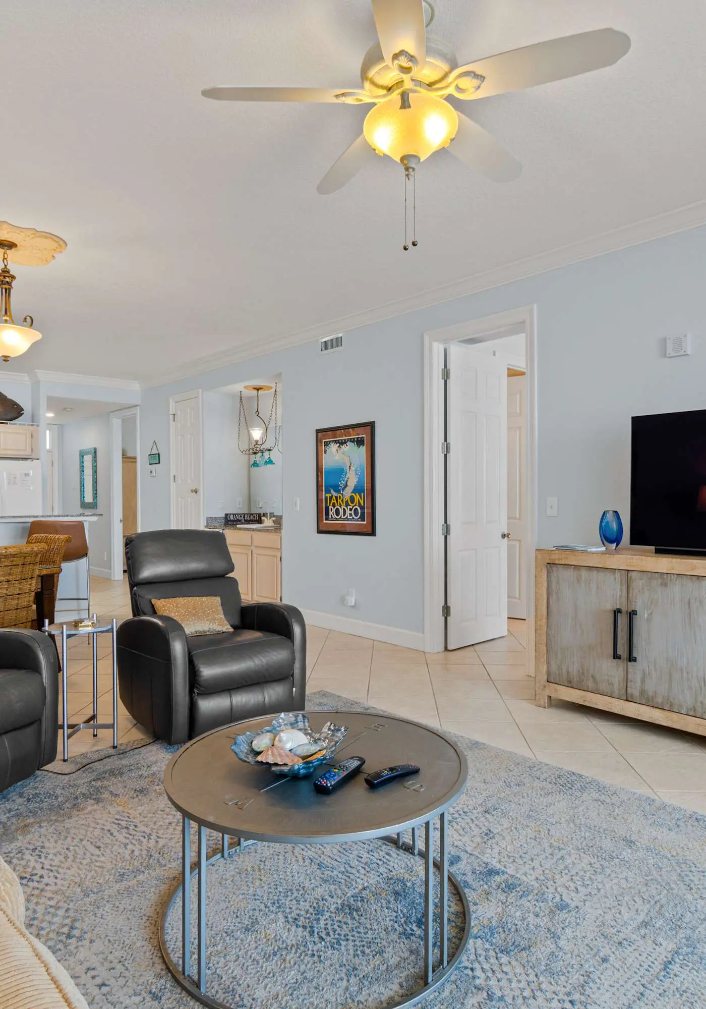 Gulf-front condo with inviting balcony, amazing views, pool & hot tub