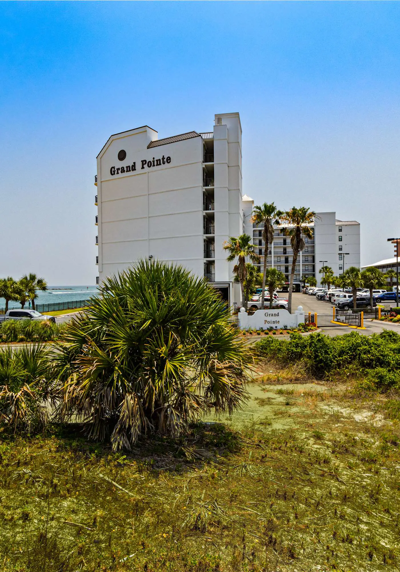 Gulf-front condo with inviting balcony, amazing views, pool & hot tub
