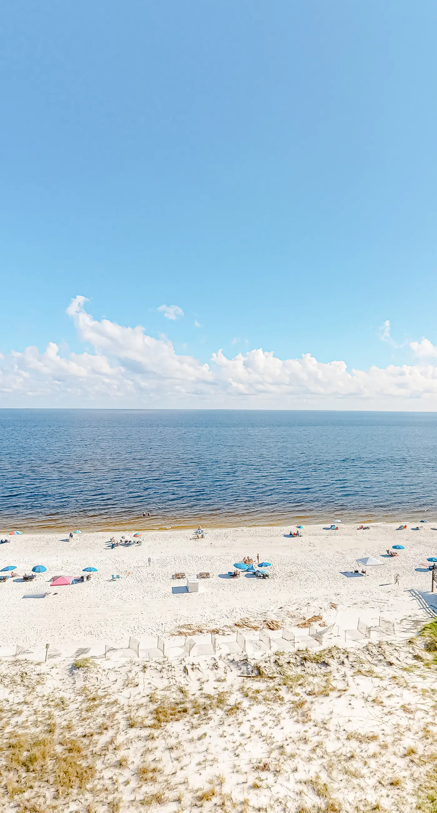 Beachfront condo with Gulf views, balcony, pool, hot tub, sauna & gym