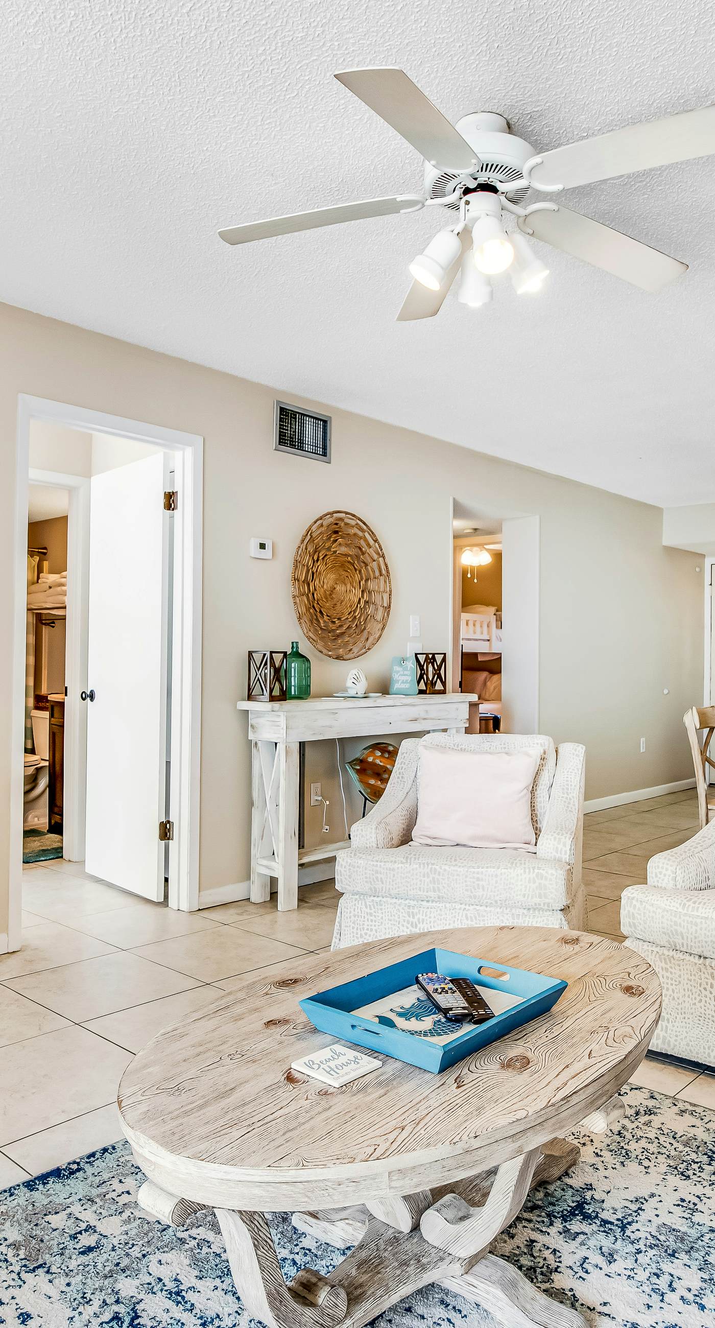 Beautiful home in beachfront luxury complex with pool, sauna & WiFi