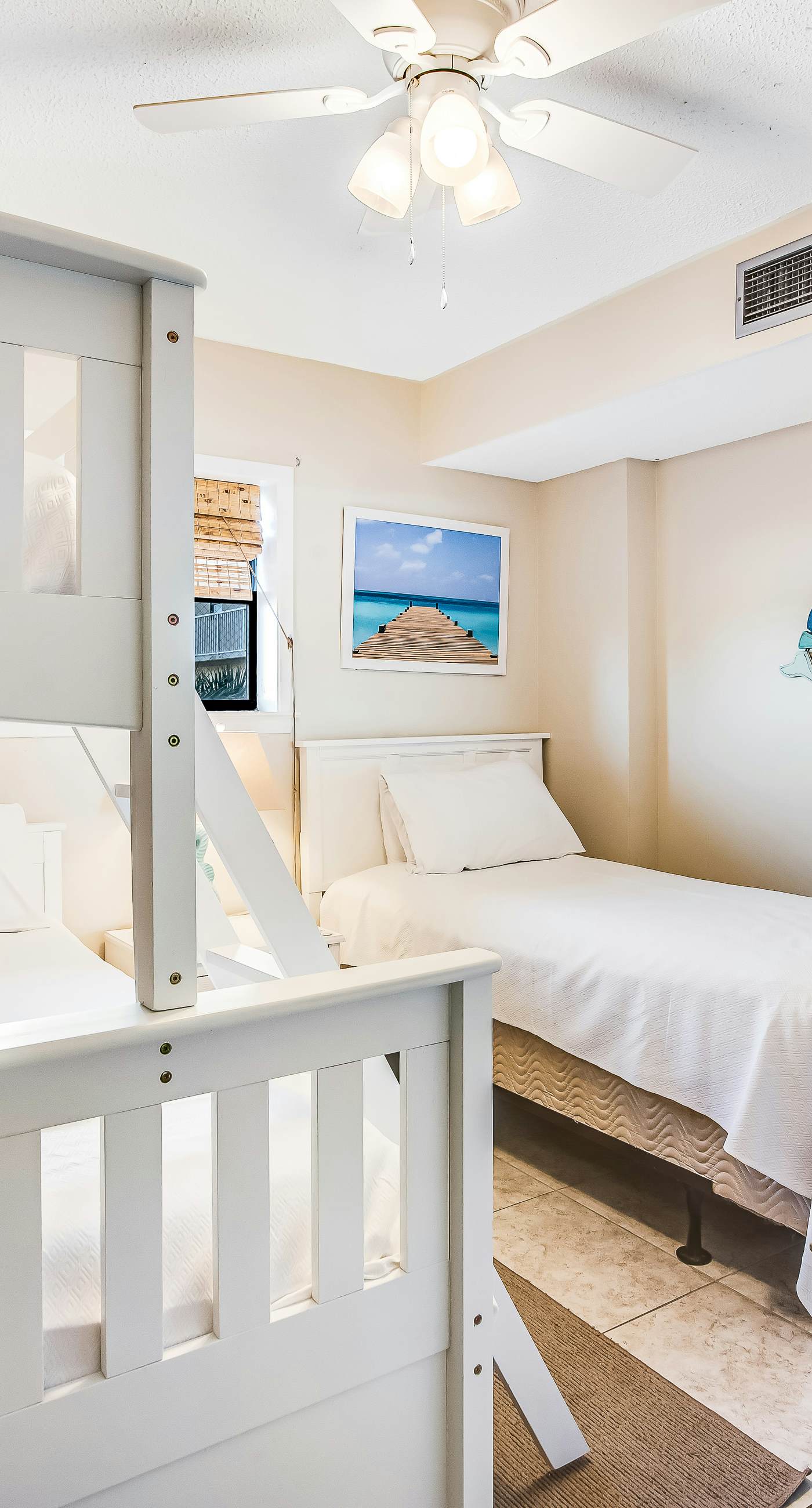 Beautiful home in beachfront luxury complex with pool, sauna & WiFi