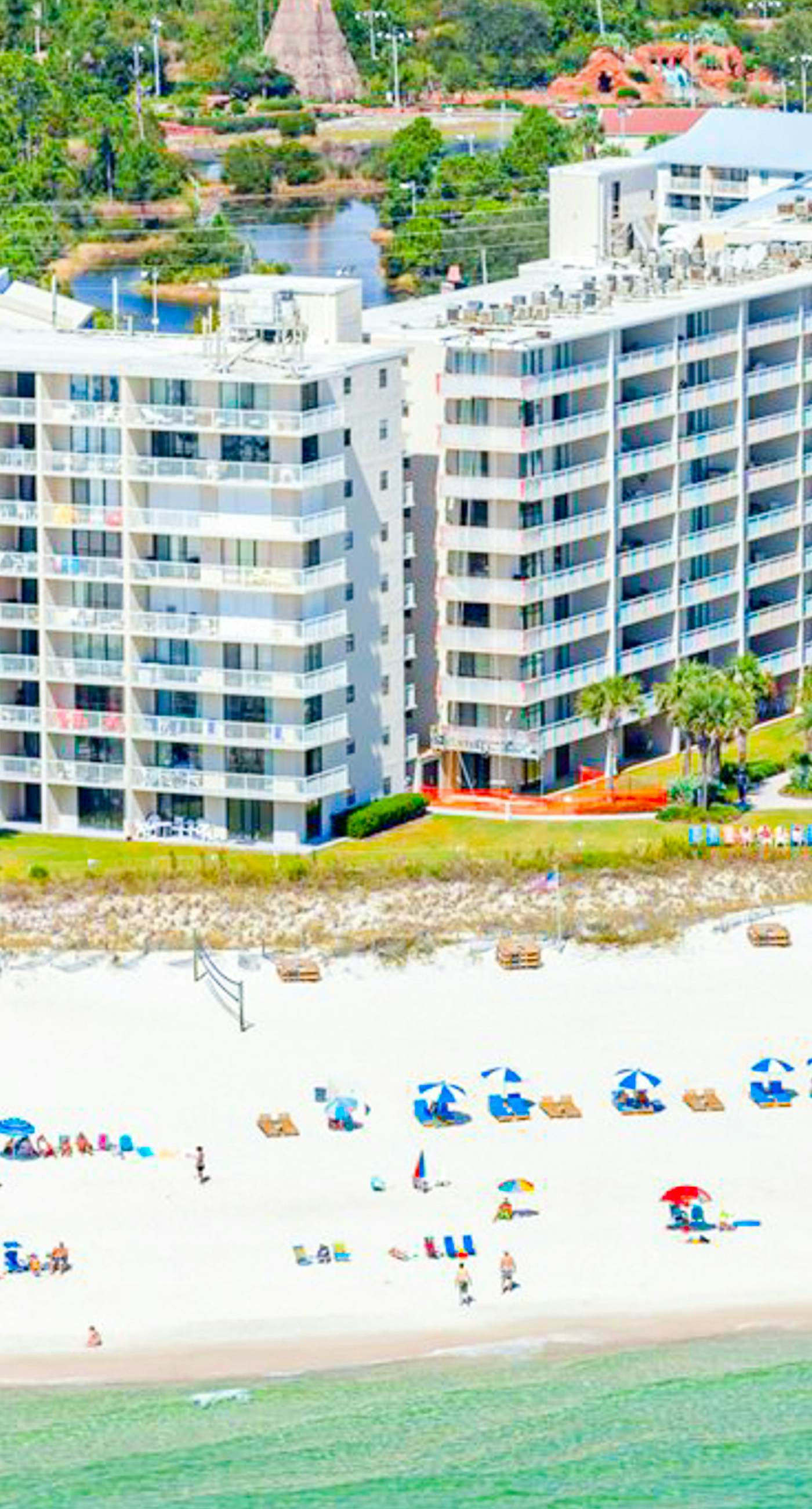 Beautiful home in beachfront luxury complex with pool, sauna & WiFi