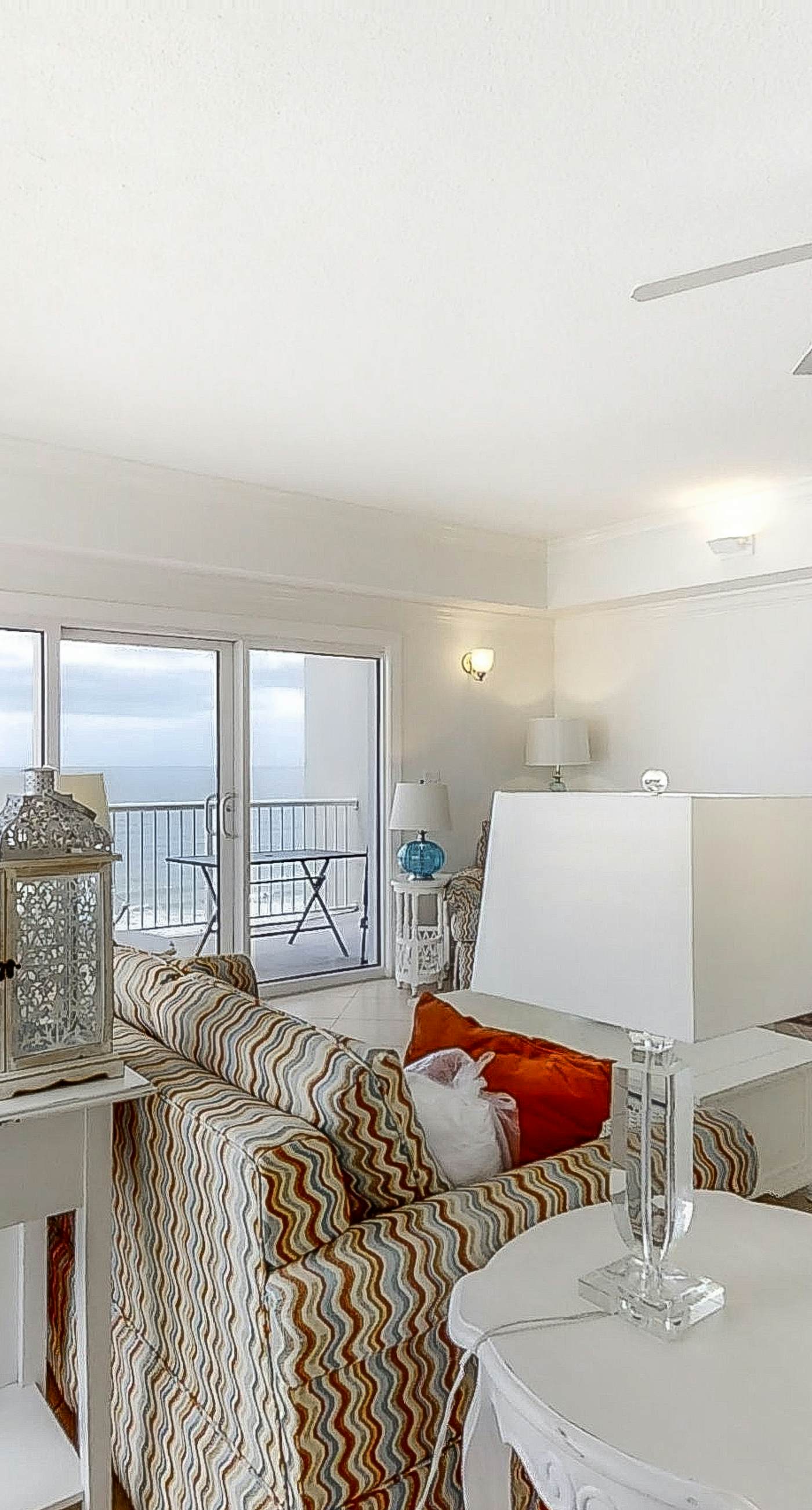 Gulf-front condo with balcony, pool, hot tub, sauna, A/C, & views