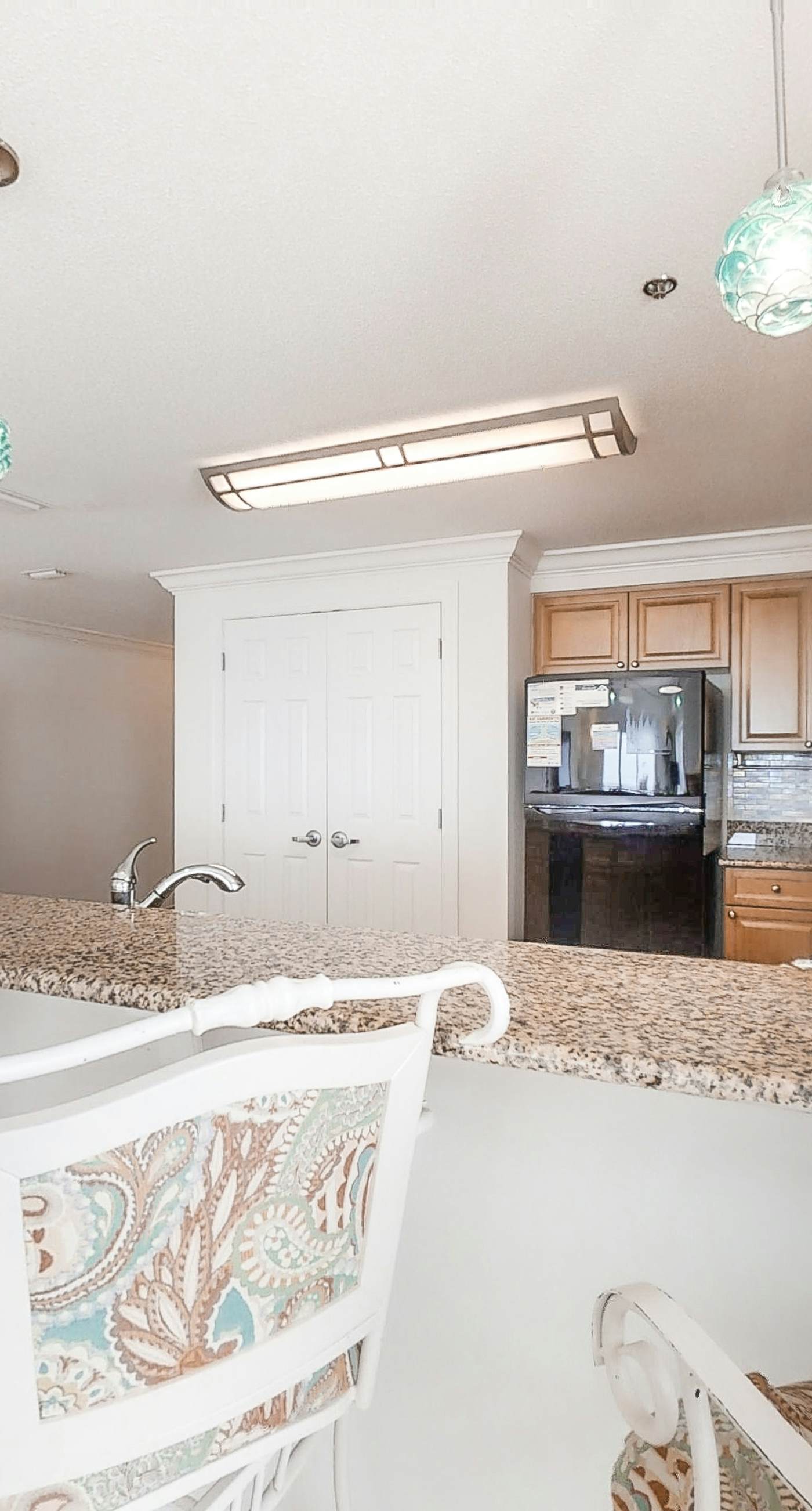 Gulf-front condo with balcony, pool, hot tub, sauna, A/C, & views