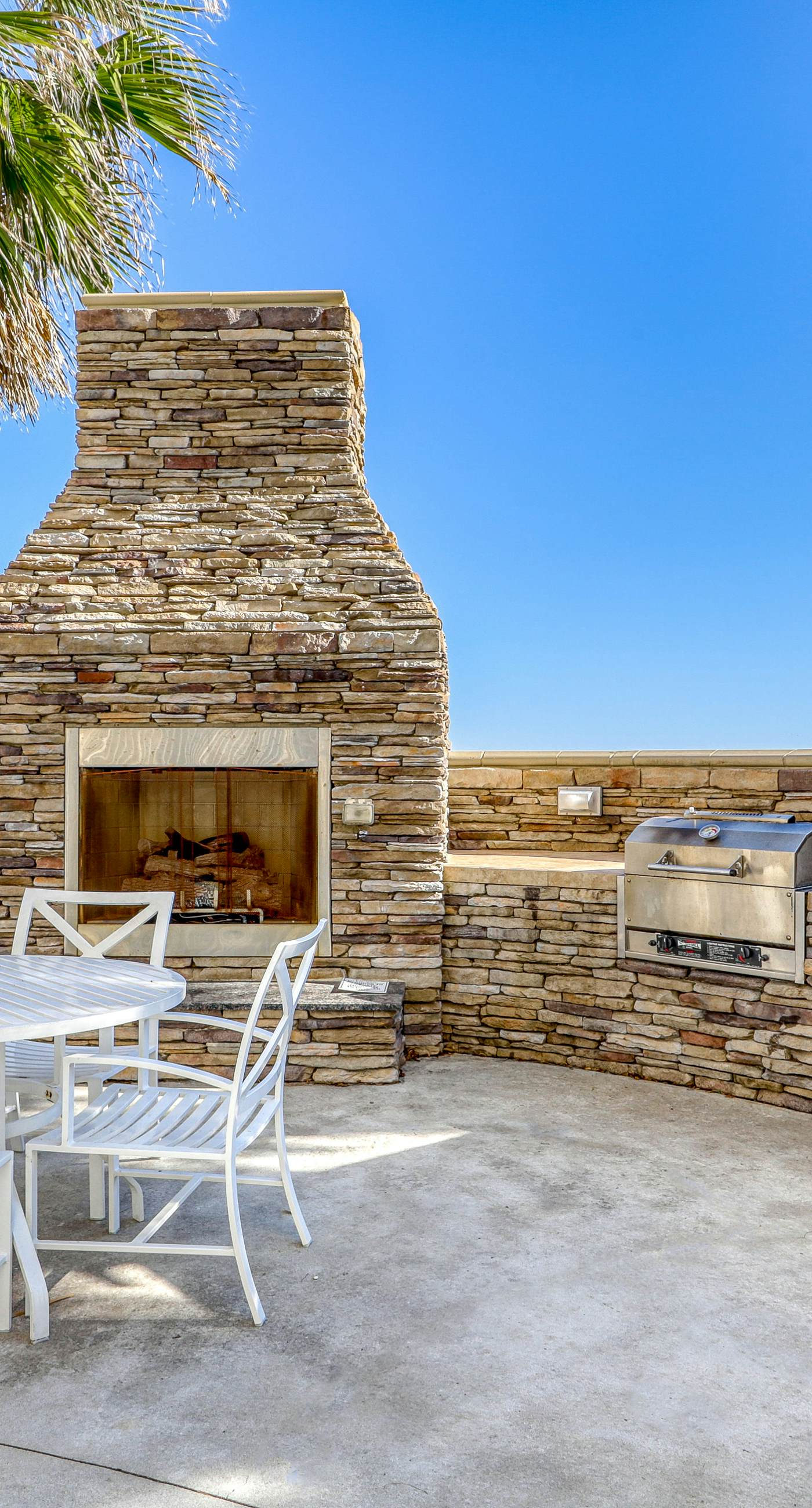 Gulf-front condo with balcony, pool, hot tub, sauna, A/C, & views