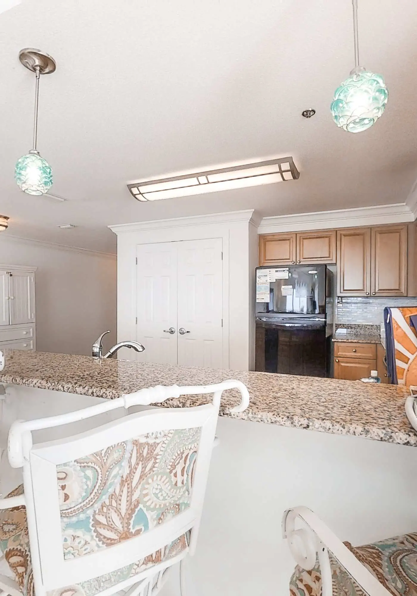 Gulf-front condo with balcony, pool, hot tub, sauna, A/C, & views