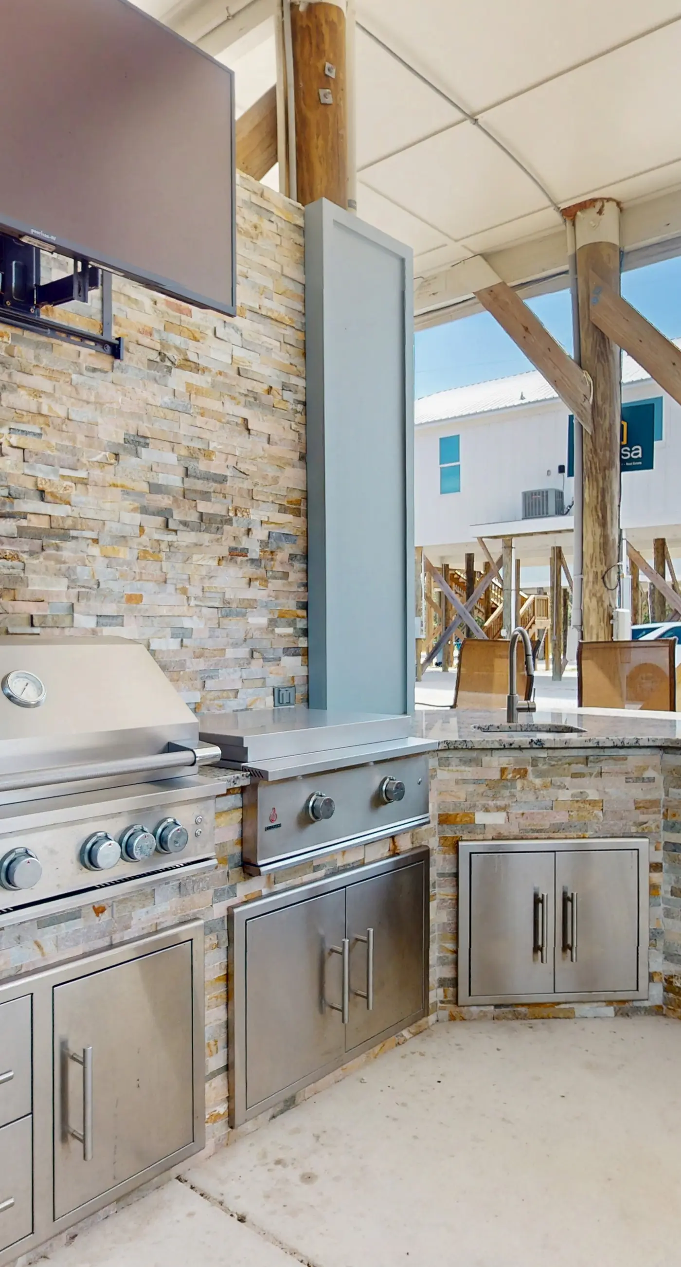 Gorgeous beach house with private pool, outdoor TV & custom grill area