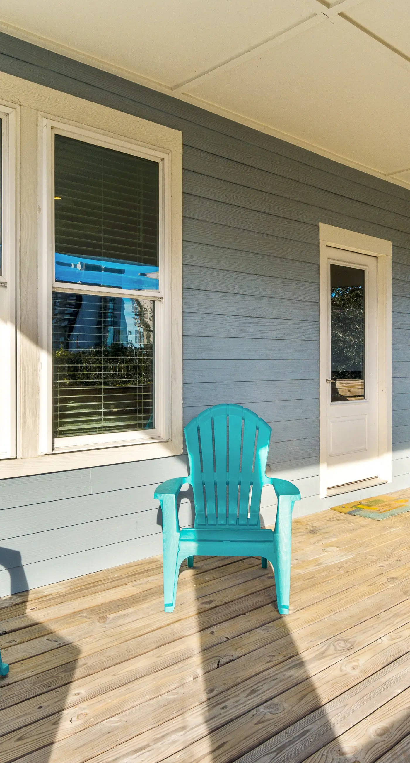 Gorgeous beach house with private pool, outdoor TV & custom grill area