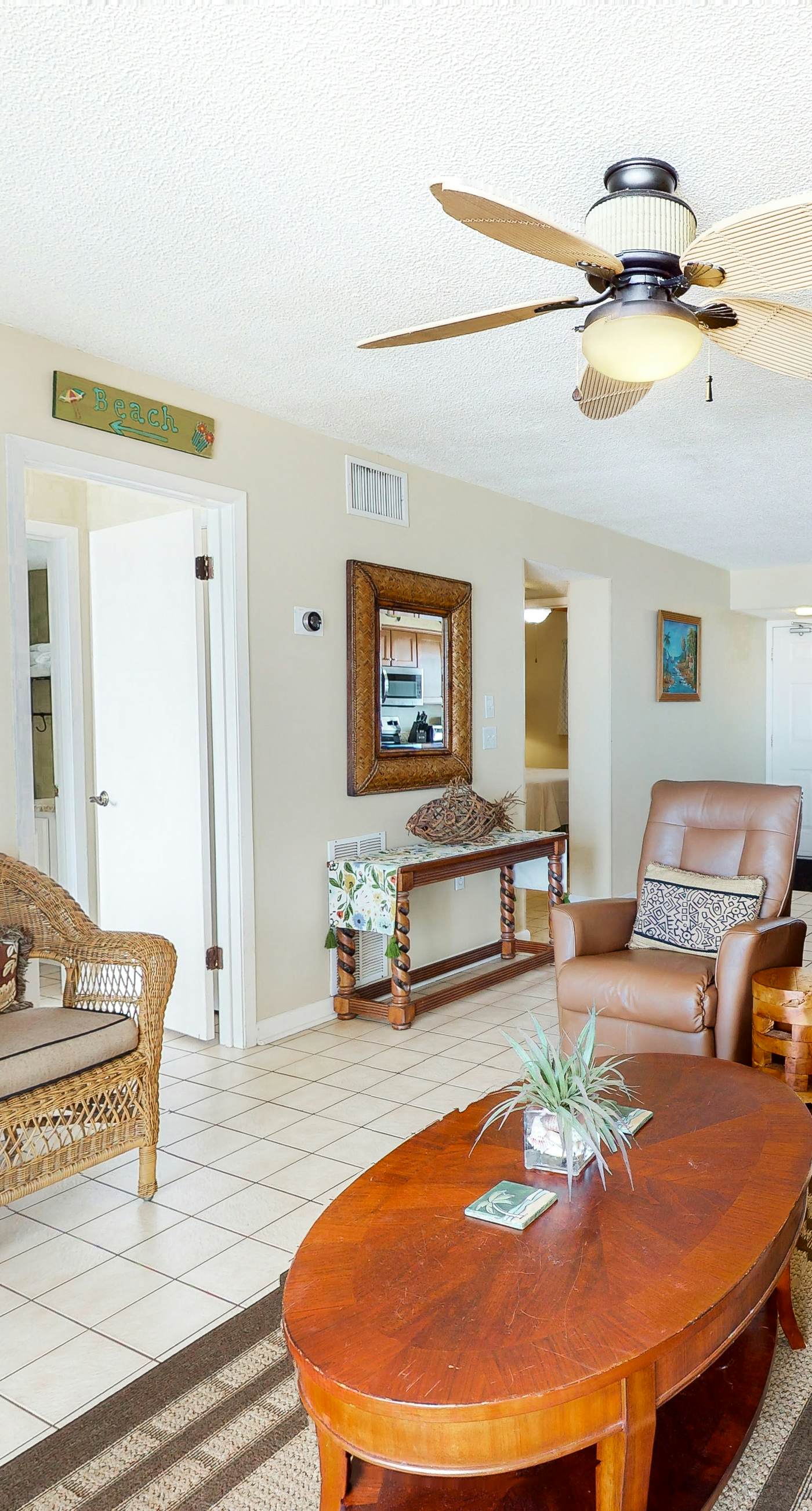 Fantastic home in beachfront complex with Gulf-side pool, sauna & WiFi