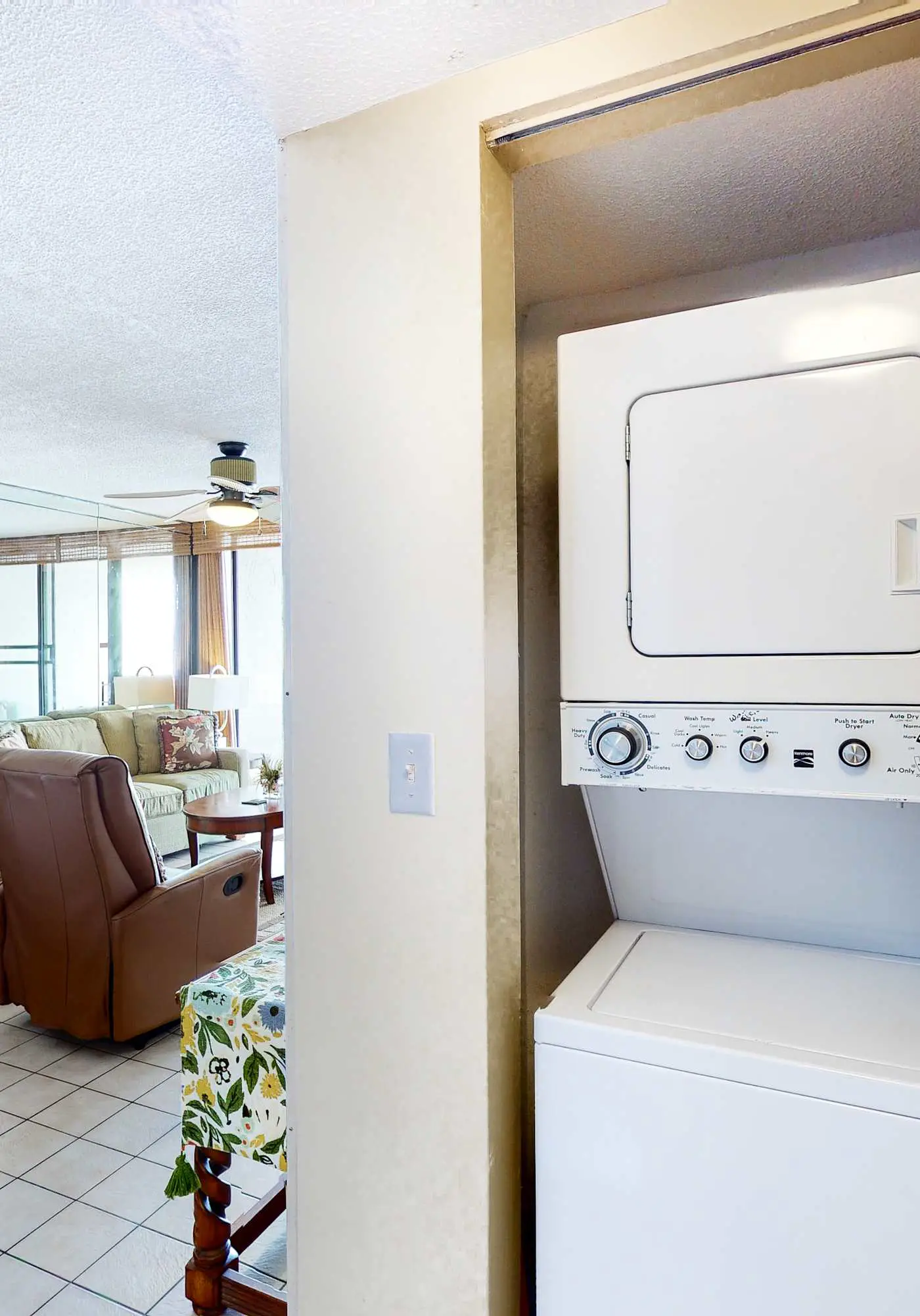 Fantastic home in beachfront complex with Gulf-side pool, sauna & WiFi