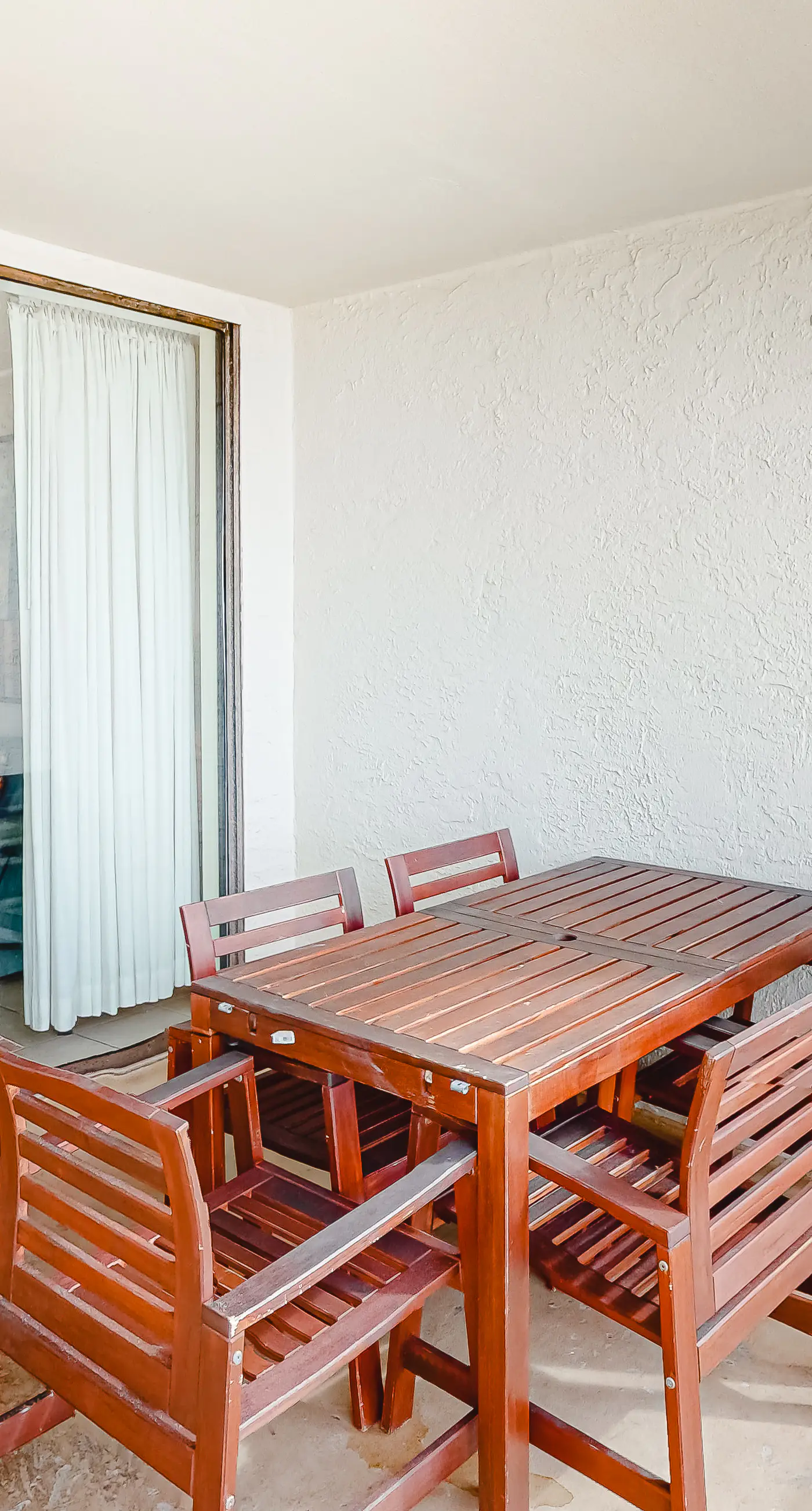 Sixth-floor condo with gorgeous Gulf Views, WiFi, pool, sauna & tennis