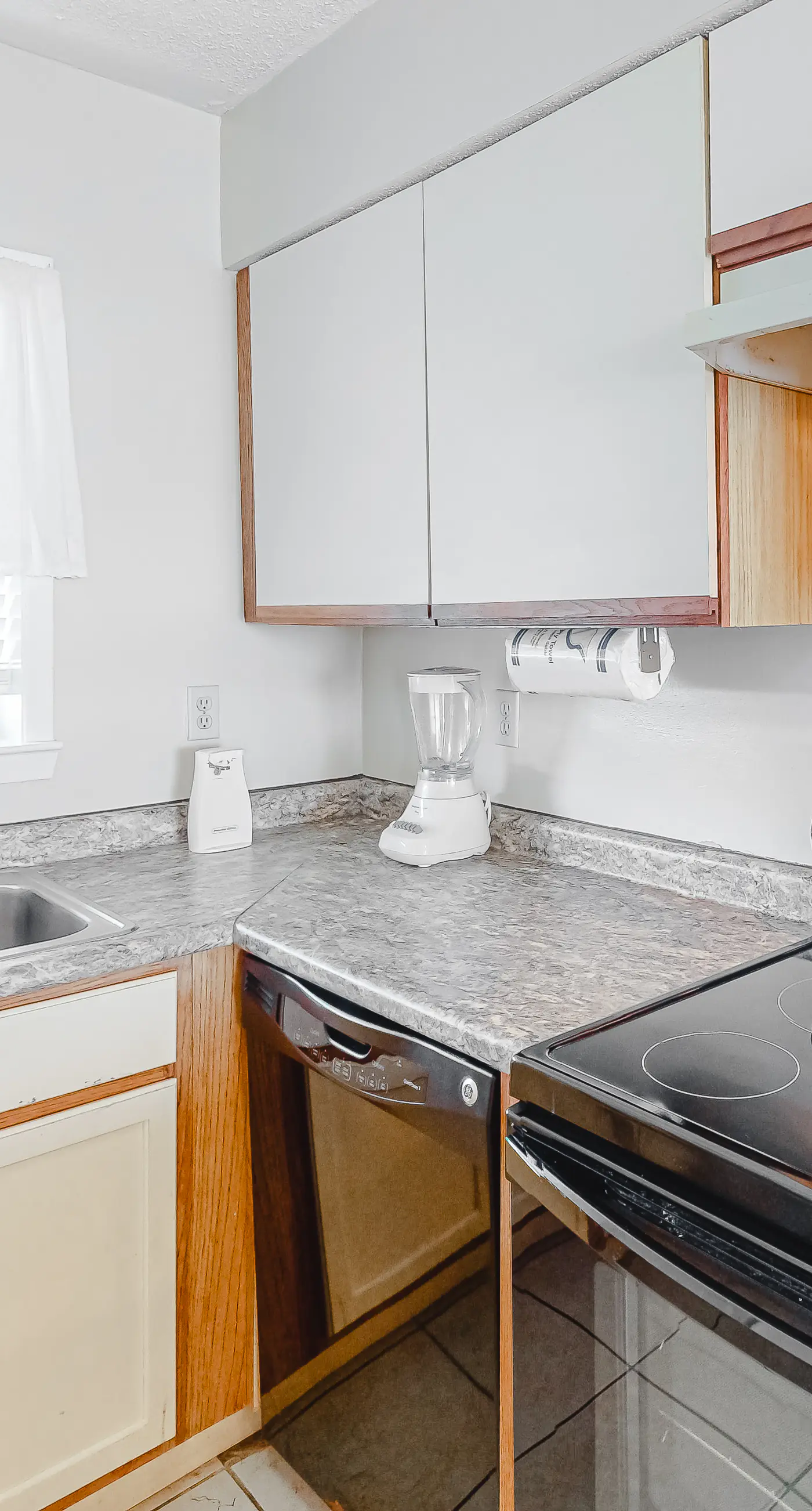 Sixth-floor condo with gorgeous Gulf Views, WiFi, pool, sauna & tennis