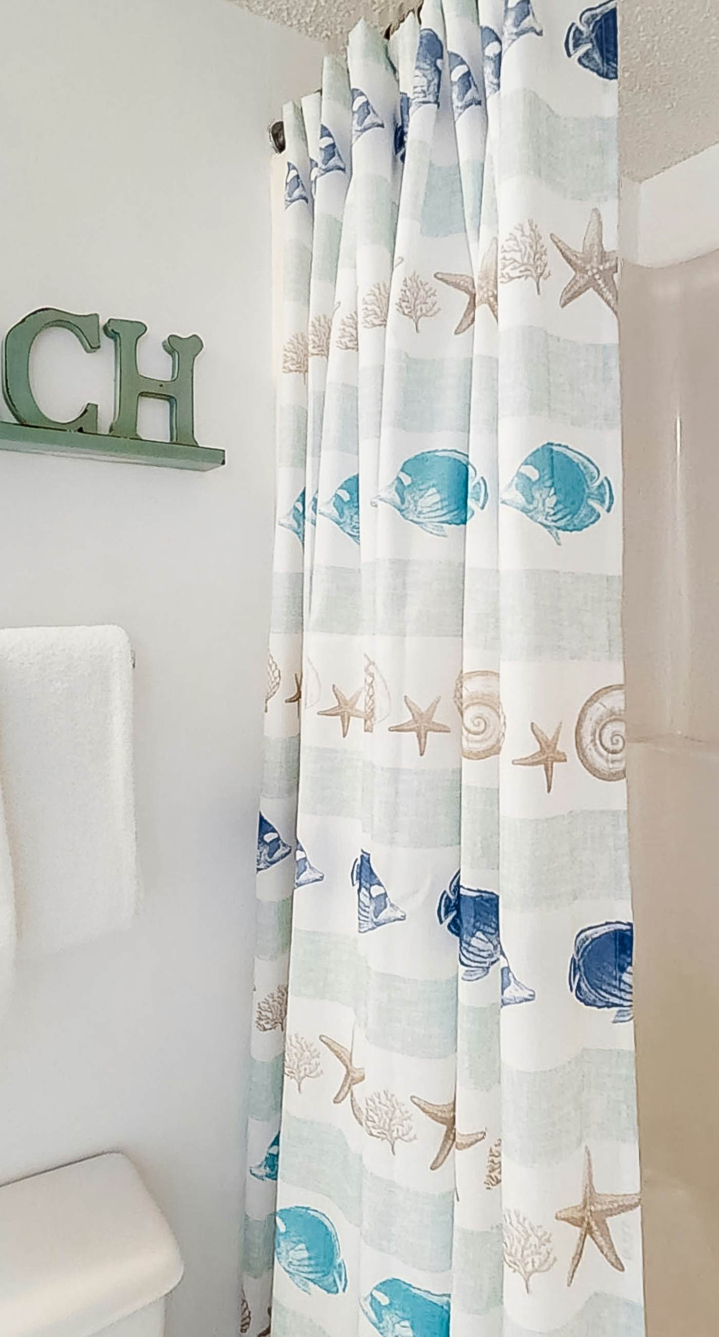 Fantastic condo with elevator, WiFi & central AC - beachfront Location