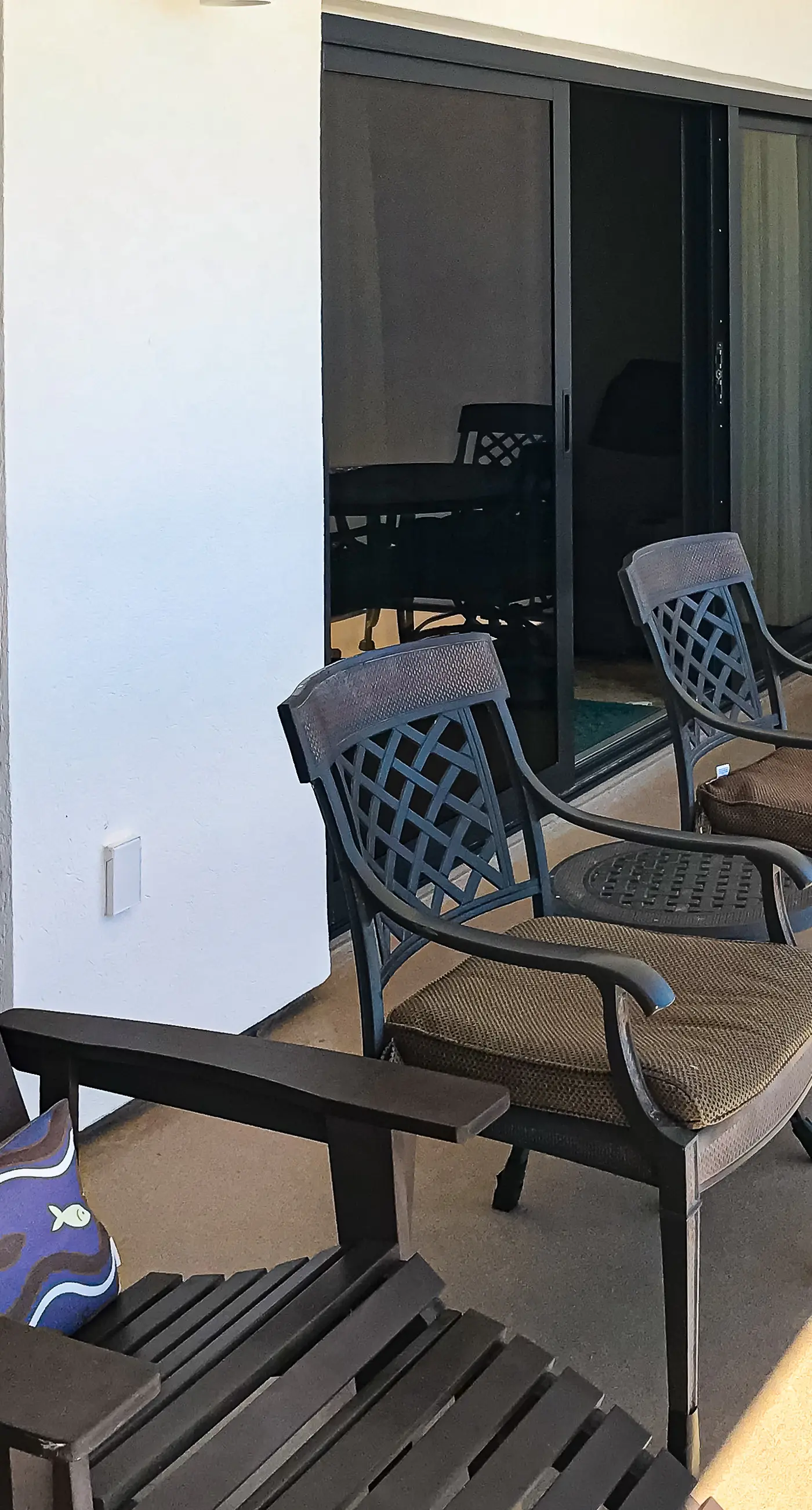 Ninth-Floor Condo in Beachfront Resort with Free WiFi, Shared Pool, Tennis Court