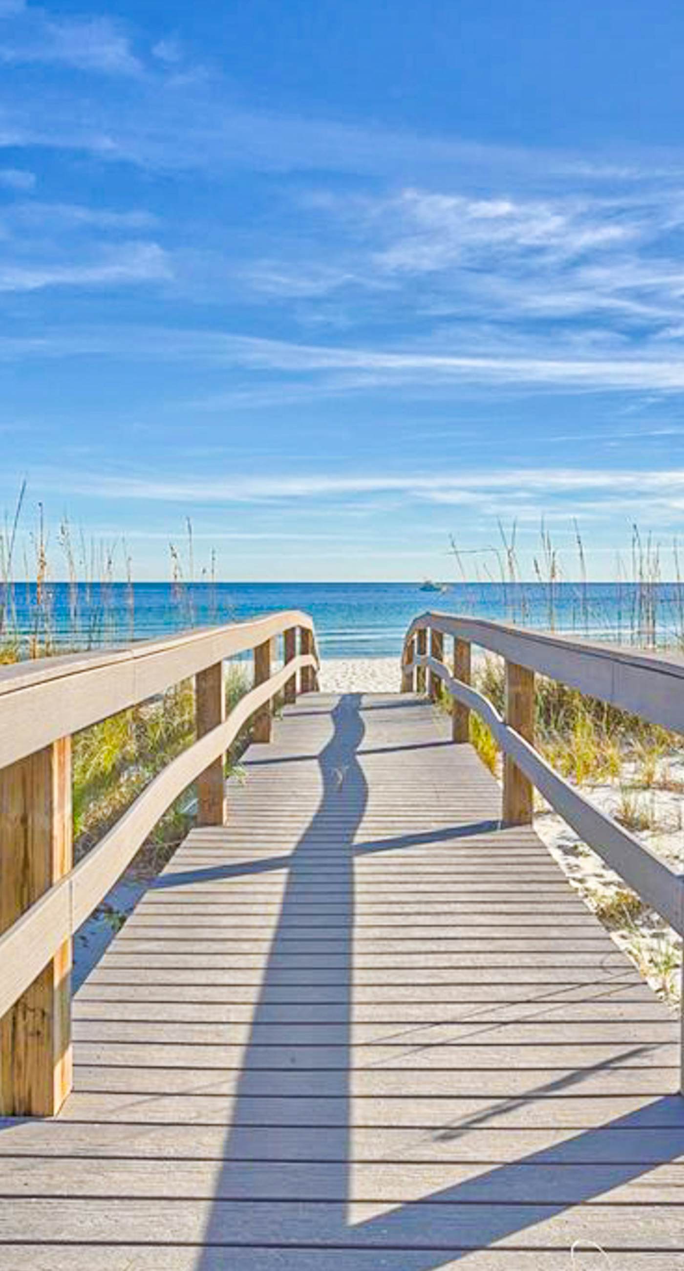 Beachfront Corner Condo with Free WiFi, Furnished Balcony, & a Shared Pool