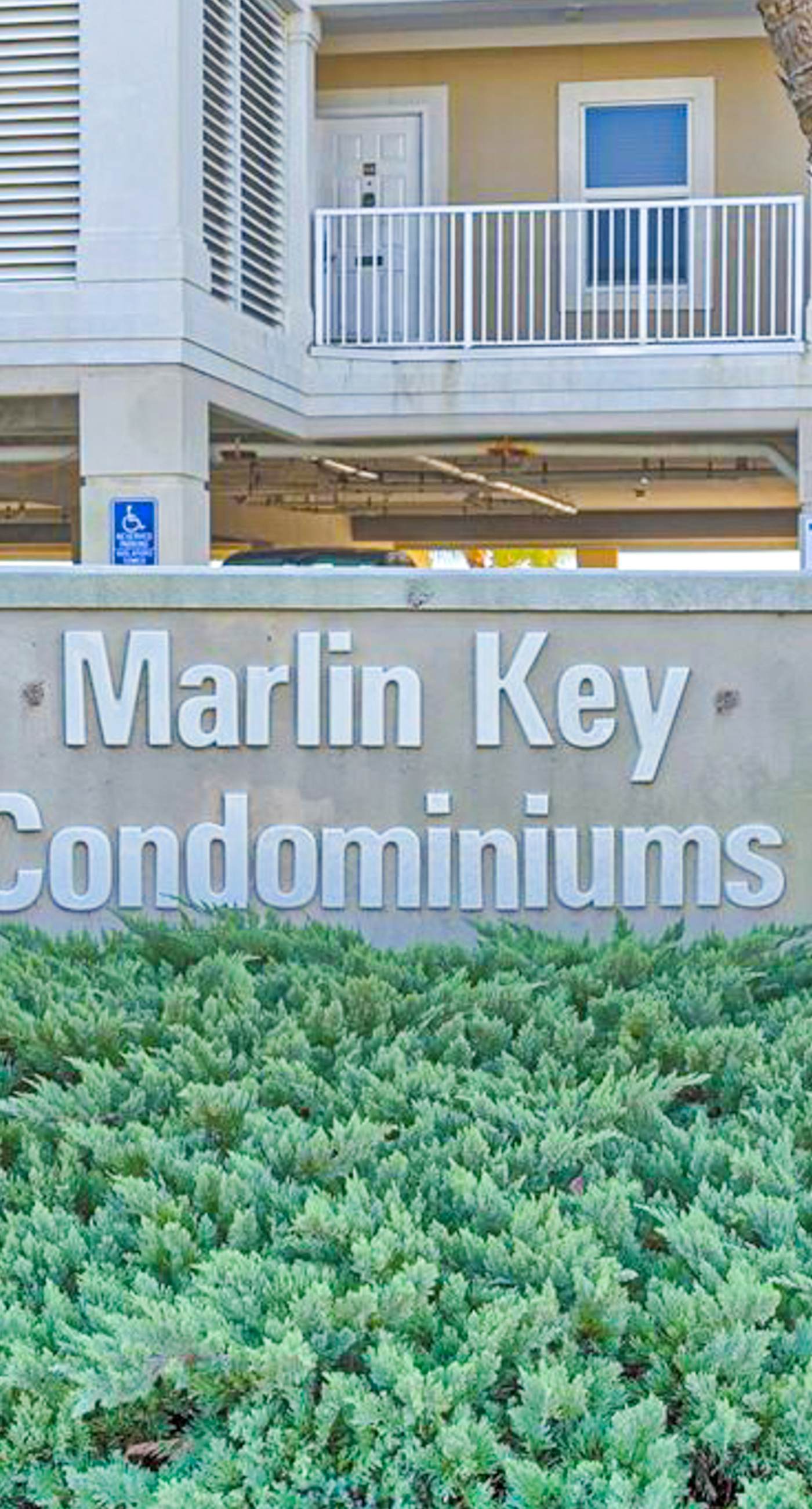 Beachfront Corner Condo with Free WiFi, Furnished Balcony, & a Shared Pool