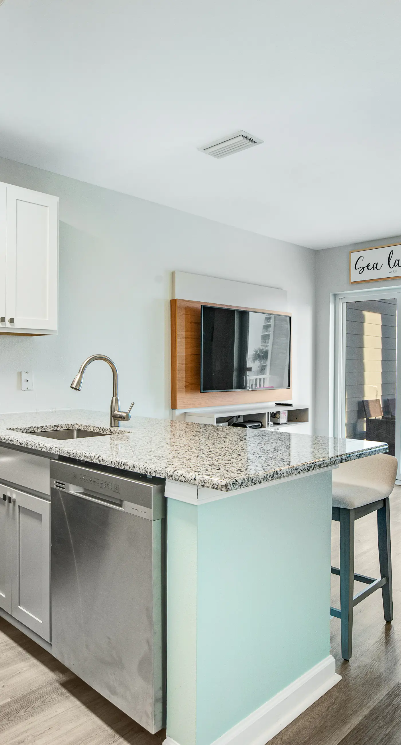 Gulf view condo with balcony, pool, & fitness room - walk to beach