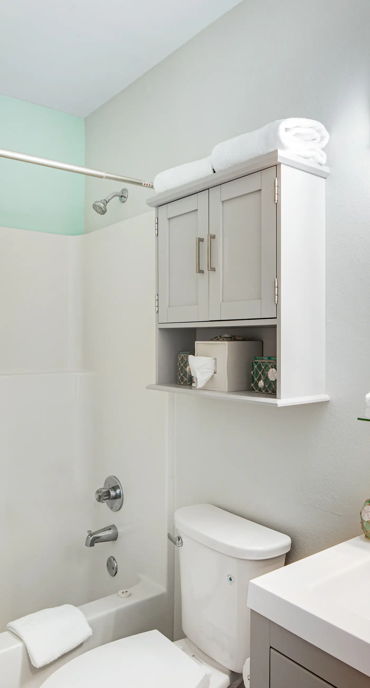 Gulf view condo with balcony, pool, & fitness room - walk to beach