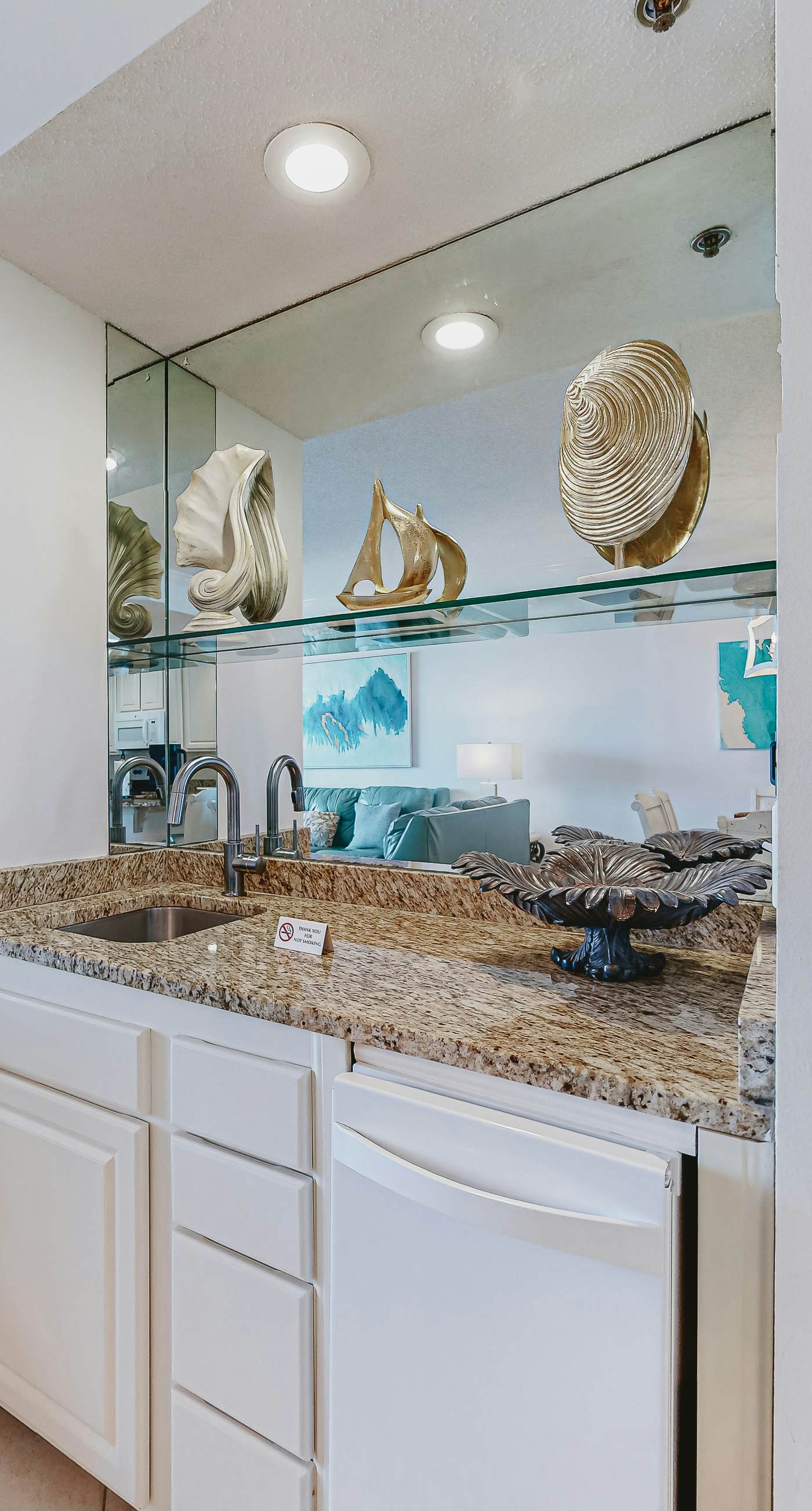 Beachfront resort condo with shared pool, tennis court, free WiFi, central AC