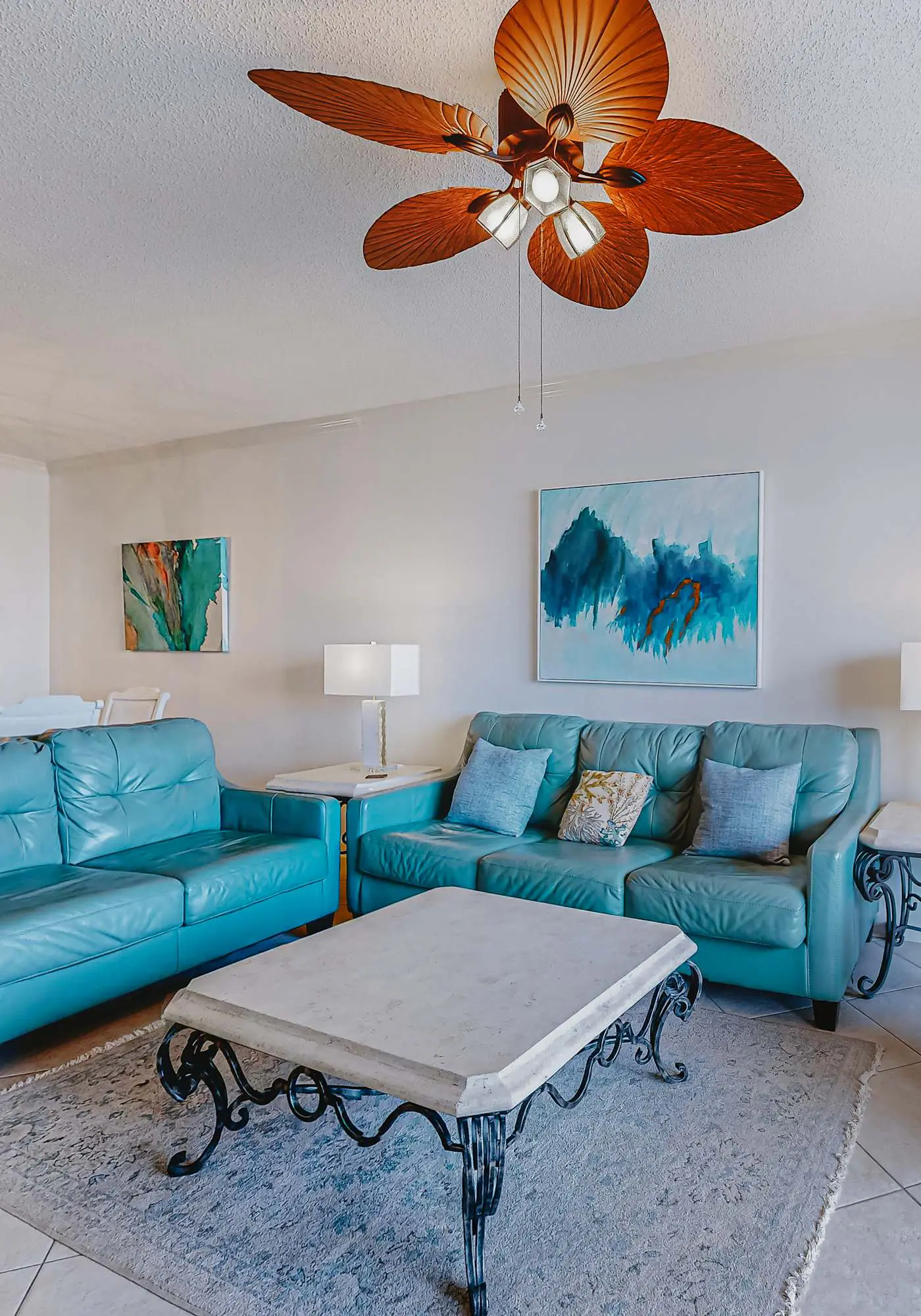 Beachfront resort condo with shared pool, tennis court, free WiFi, central AC