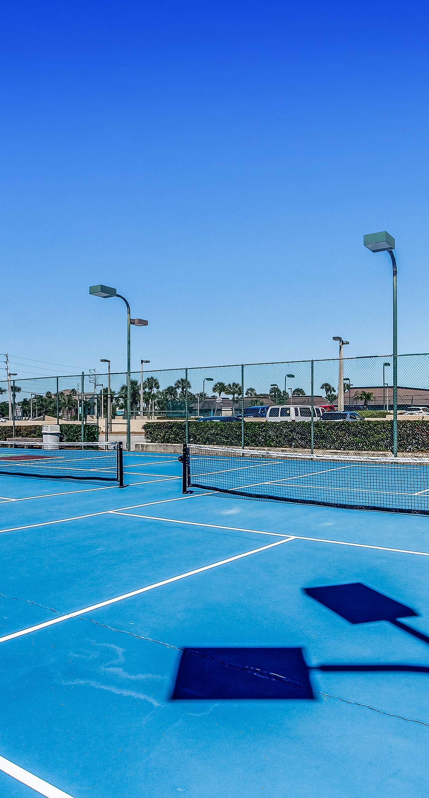 Renovated beachfront condo with balcony, central AC, pool, hot tub & tennis