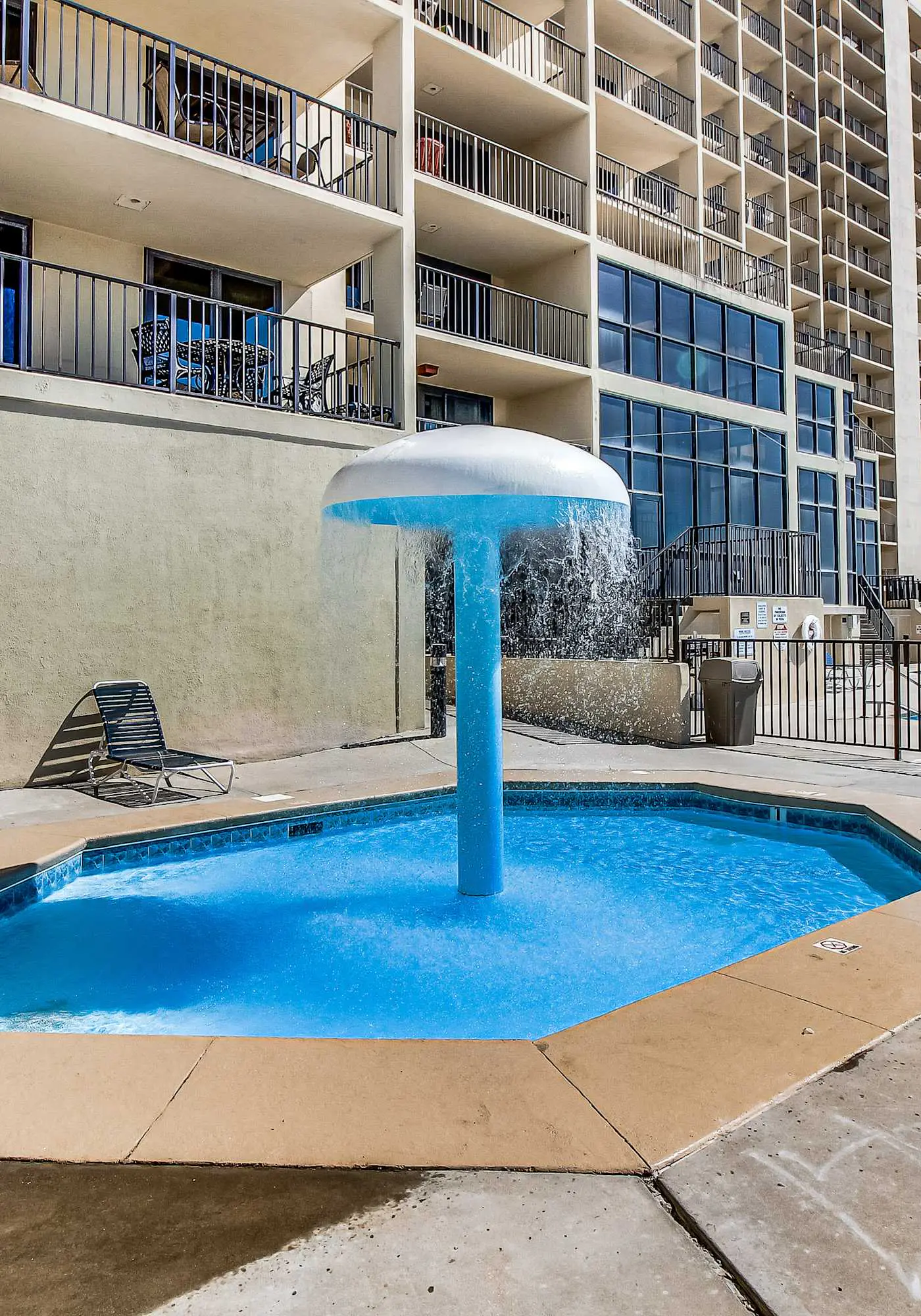 Renovated beachfront condo with balcony, central AC, pool, hot tub & tennis
