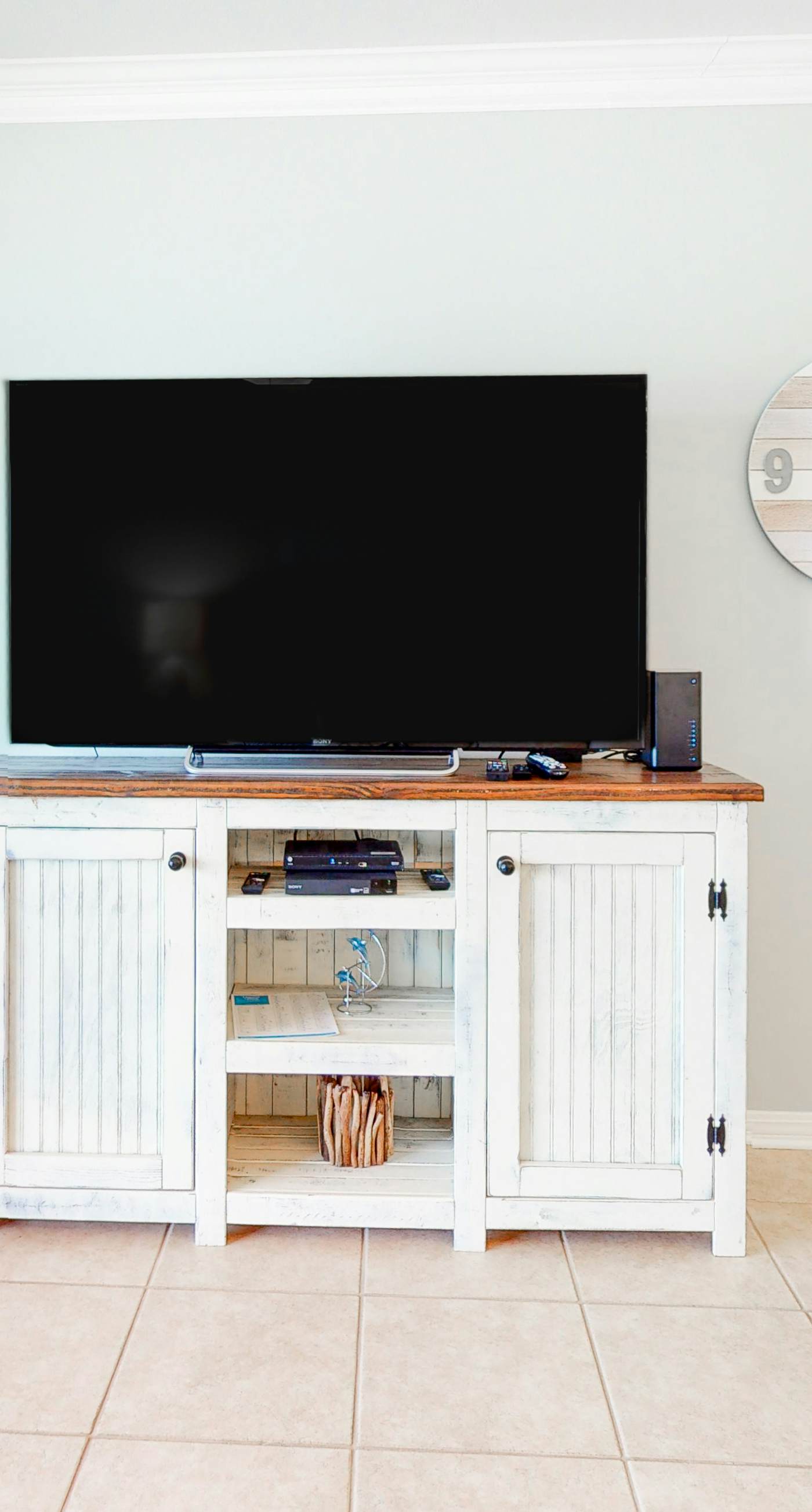 2nd-floor Gulf front condo with private balcony, views, on-site outdoor pool, grill