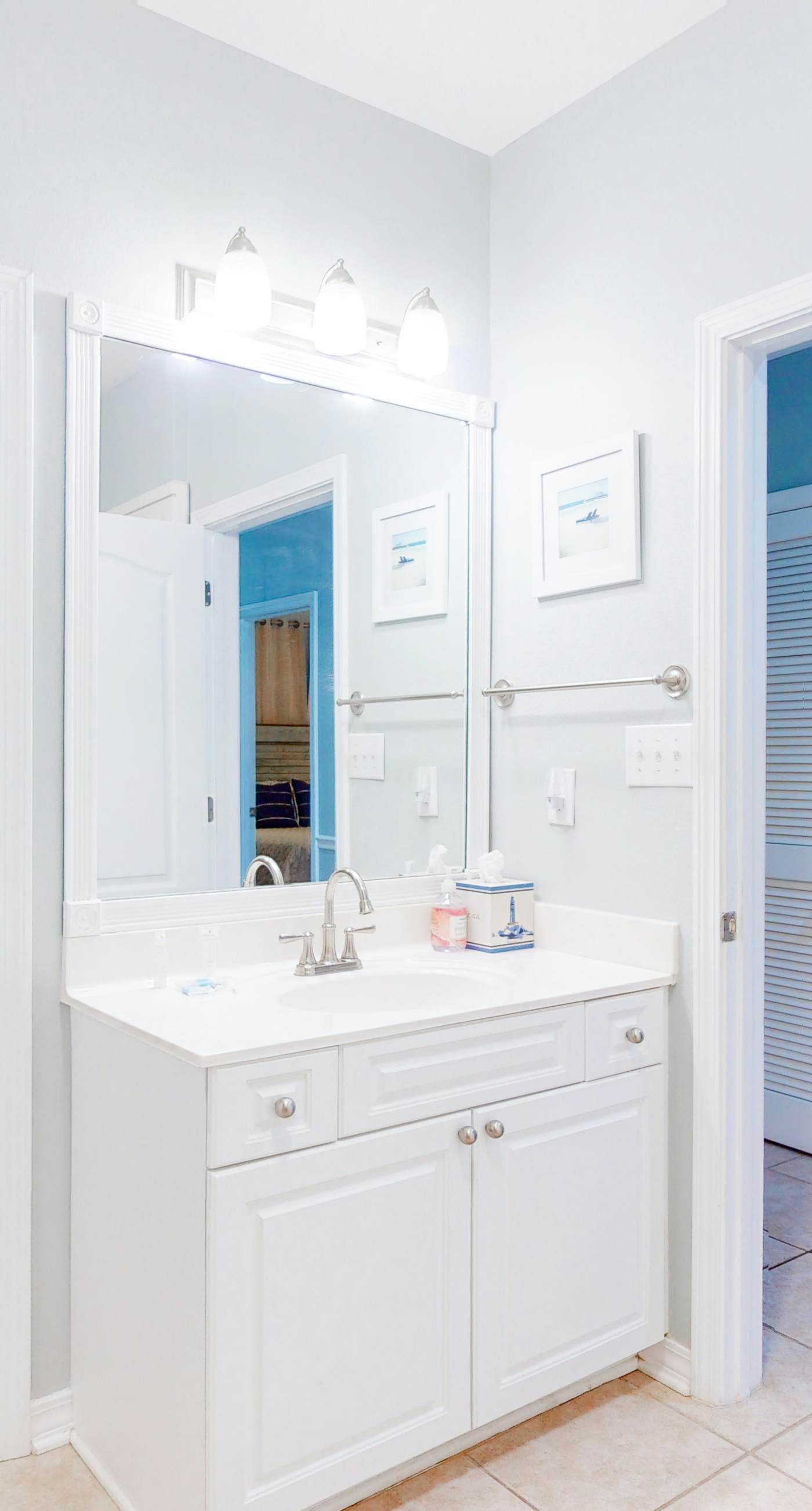 2nd-floor Gulf front condo with private balcony, views, on-site outdoor pool, grill