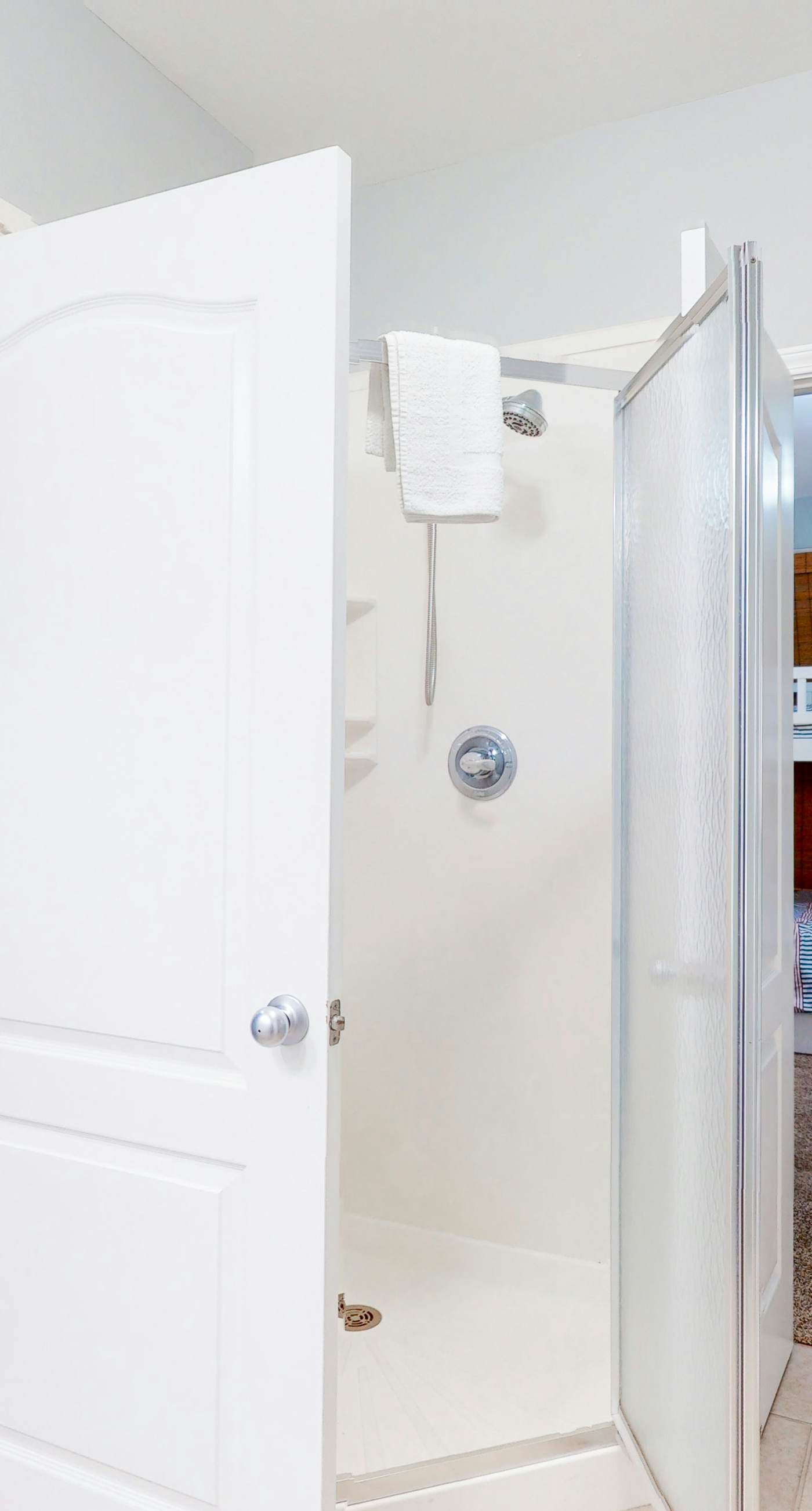 2nd-floor Gulf front condo with private balcony, views, on-site outdoor pool, grill