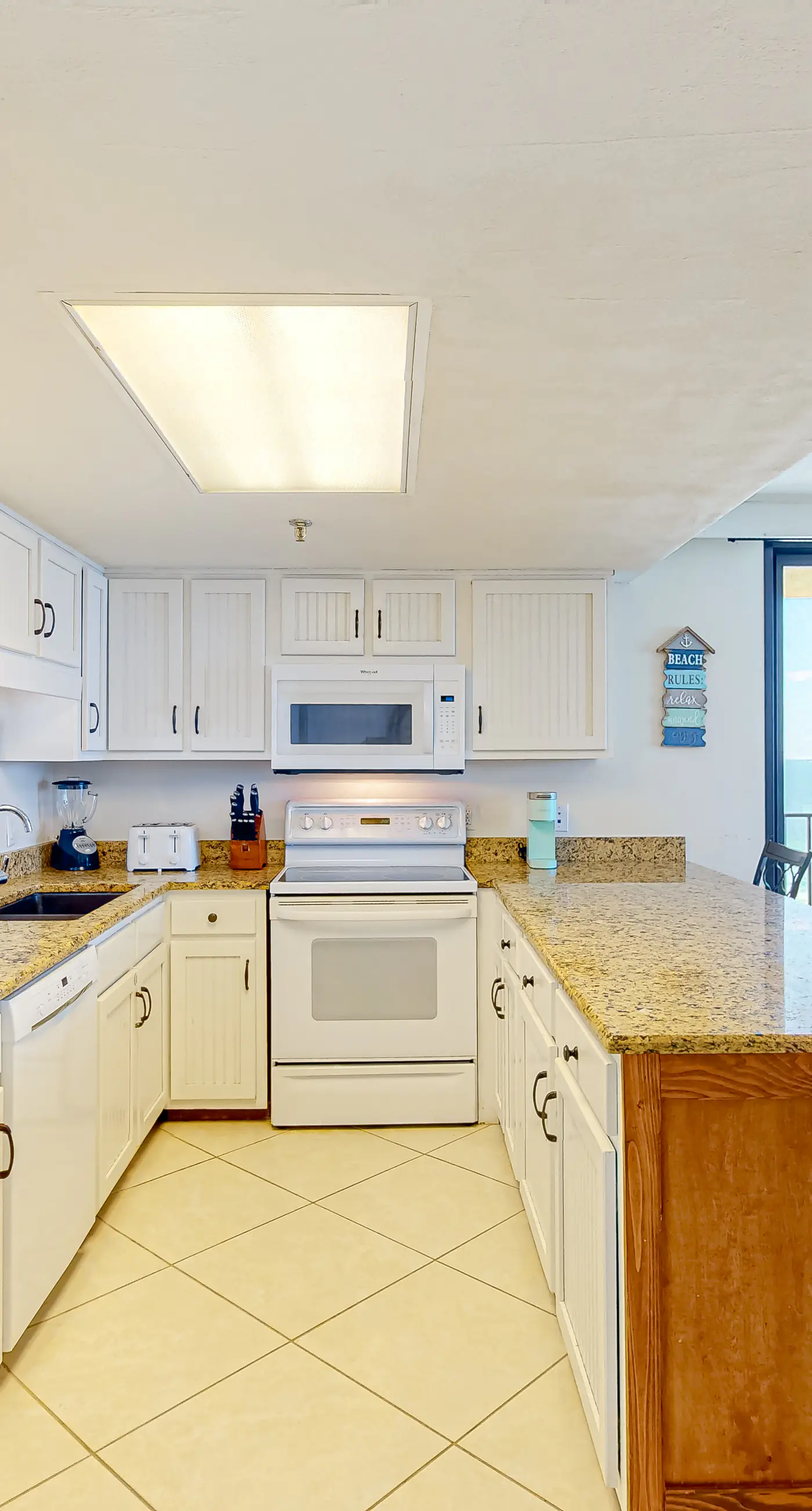 Gulf-front fourteenth-floor condo with pools, hot tub & great view
