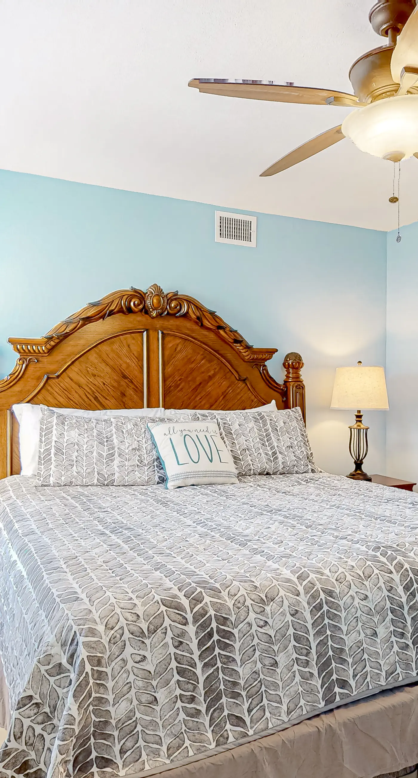 Gulf-front fourteenth-floor condo with pools, hot tub & great view