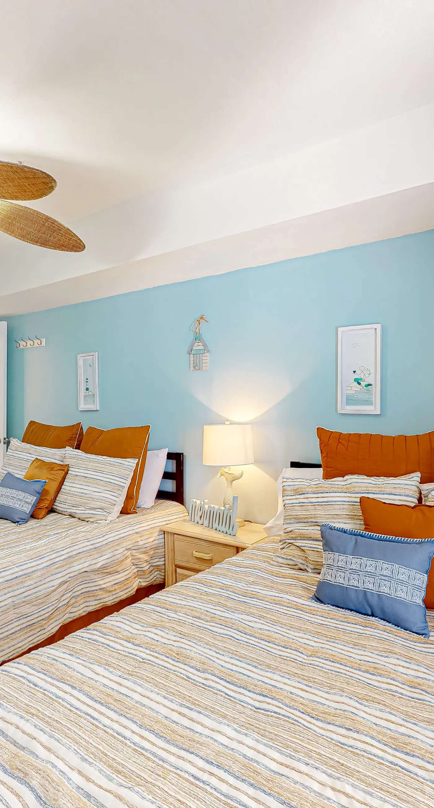 Gulf-front fourteenth-floor condo with pools, hot tub & great view