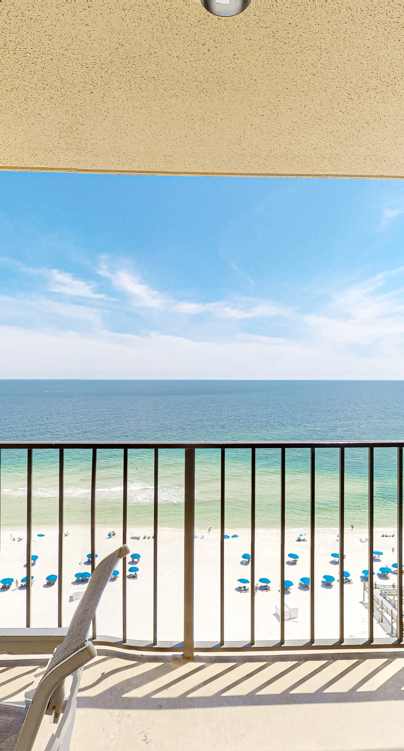Gulf-front fourteenth-floor condo with pools, hot tub & great view
