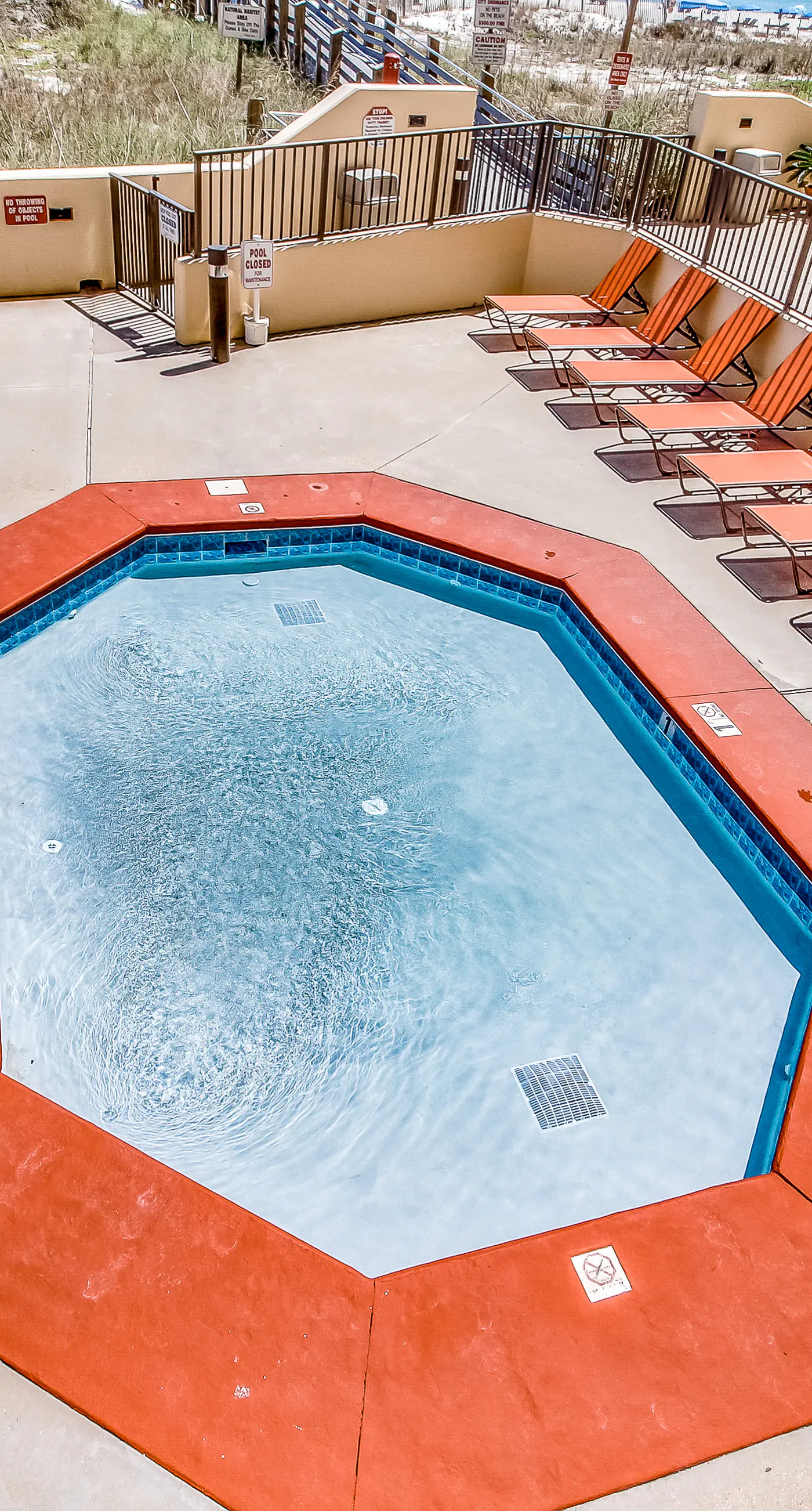 Gulf-front fourteenth-floor condo with pools, hot tub & great view