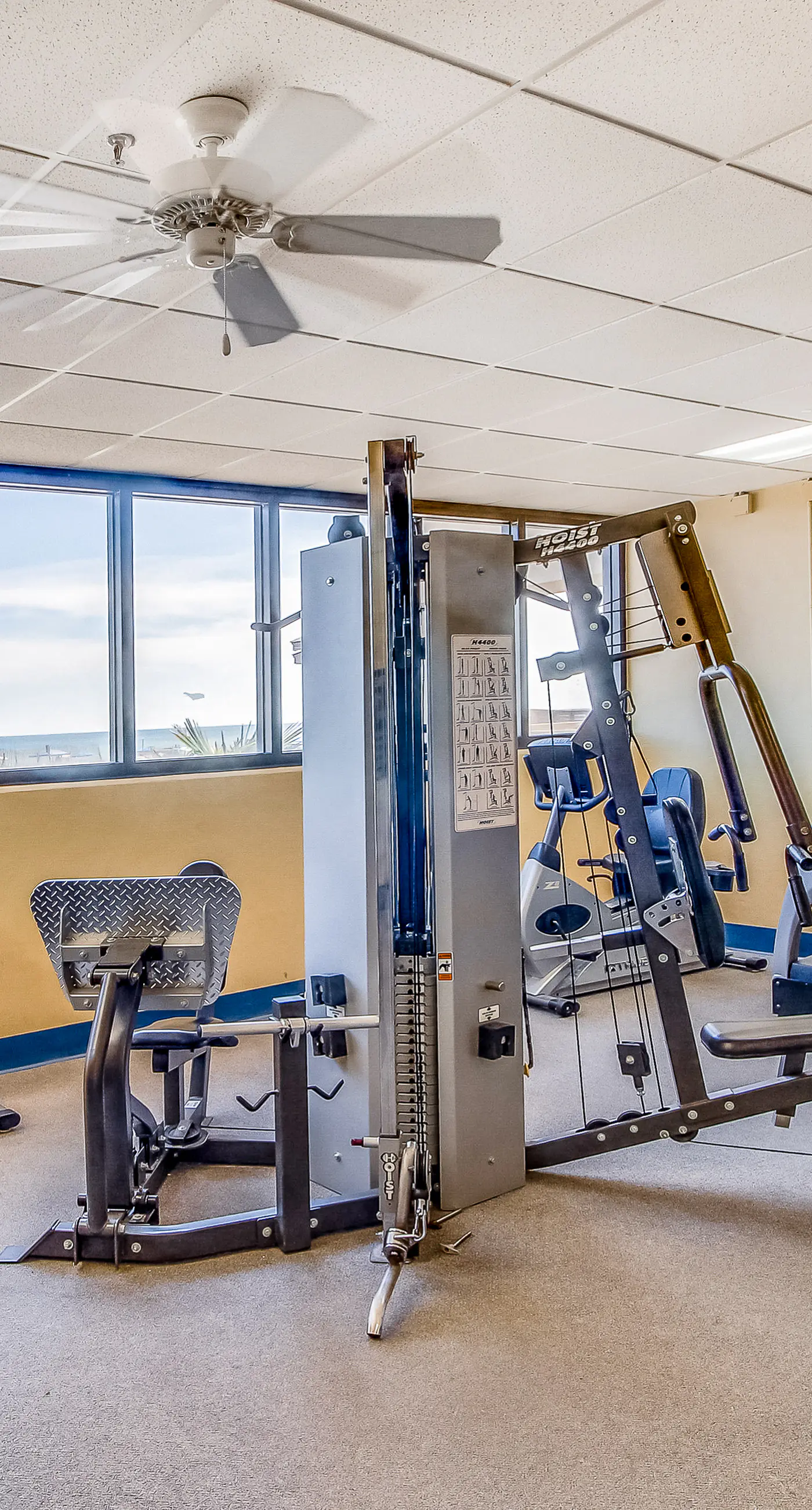 Gulf-front fourteenth-floor condo with pools, hot tub & great view
