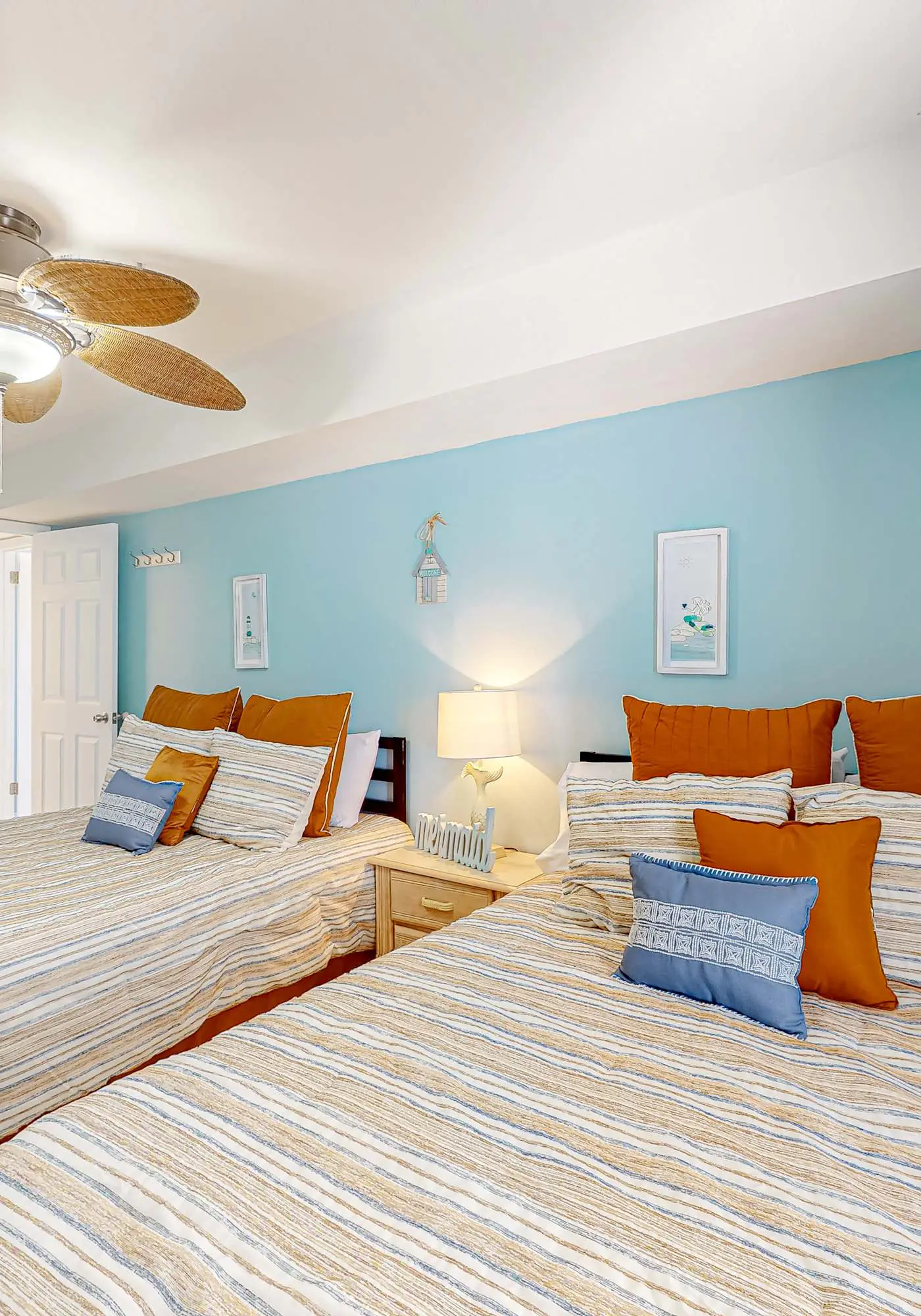 Gulf-front fourteenth-floor condo with pools, hot tub & great view