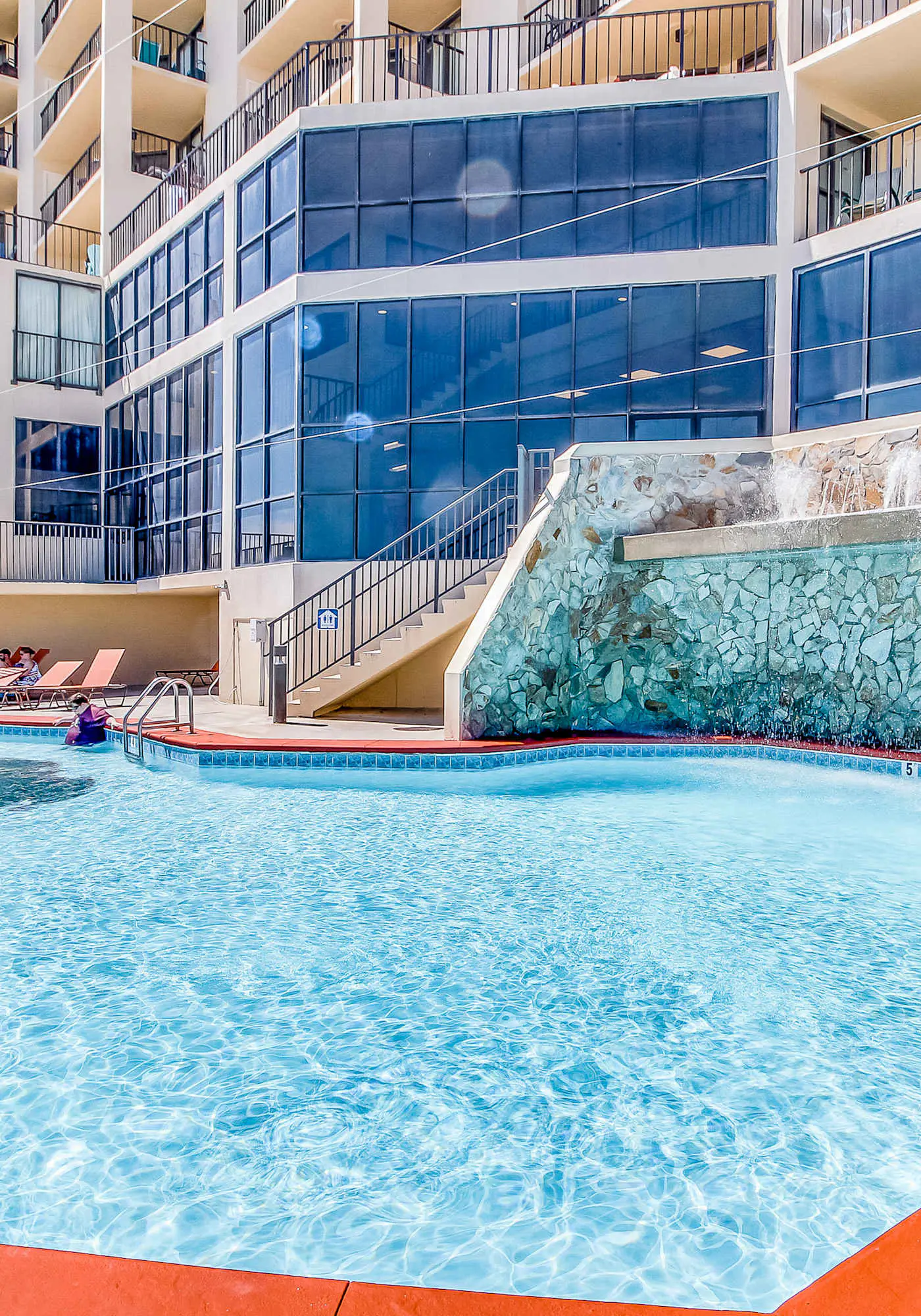 Gulf-front fourteenth-floor condo with pools, hot tub & great view