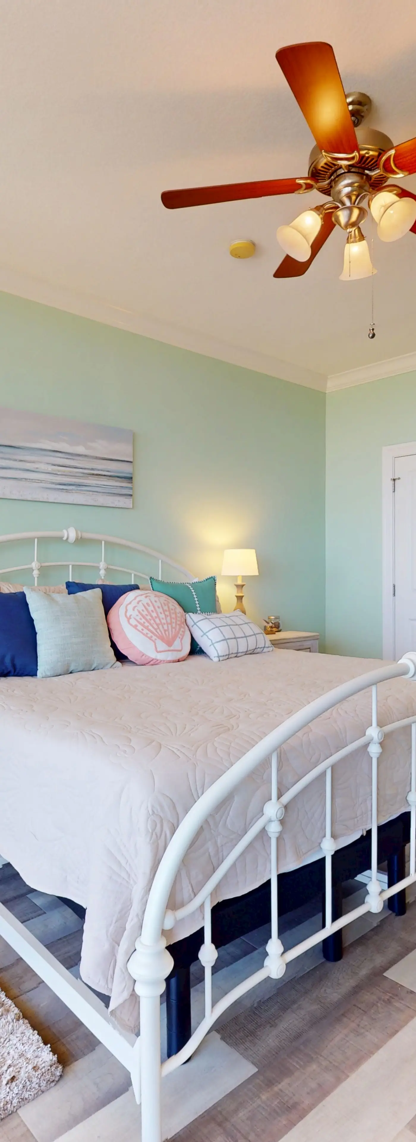 Beachfront condo with pool, private balcony, and laundry