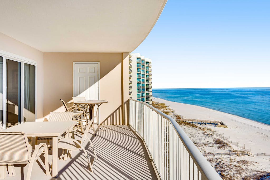 Regency Isle 802